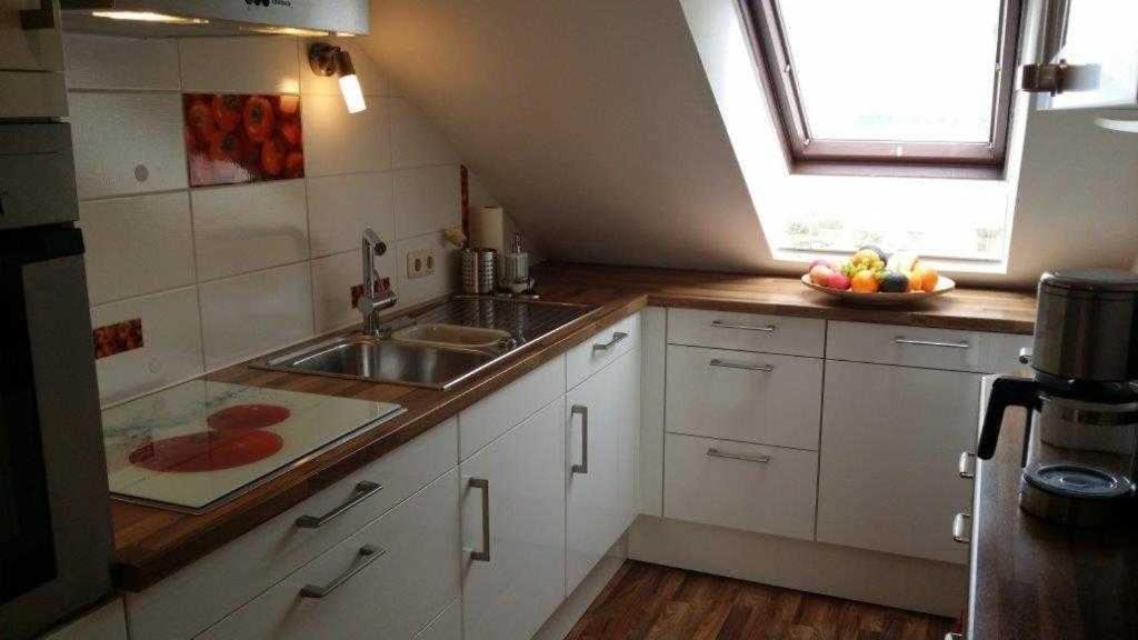 One-Bedroom Apartment with Balcony photo 2