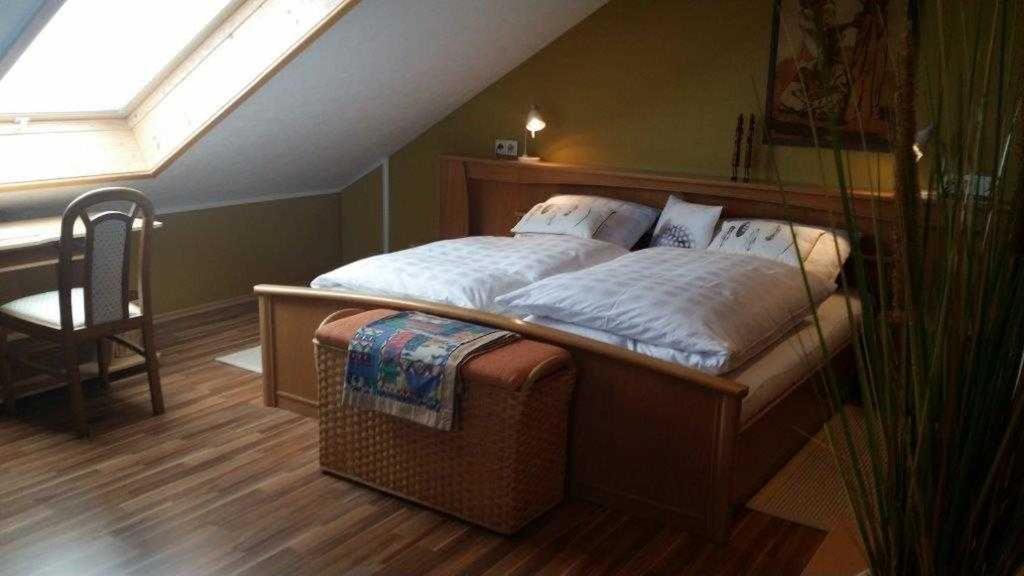 One-Bedroom Apartment with Balcony photo 1