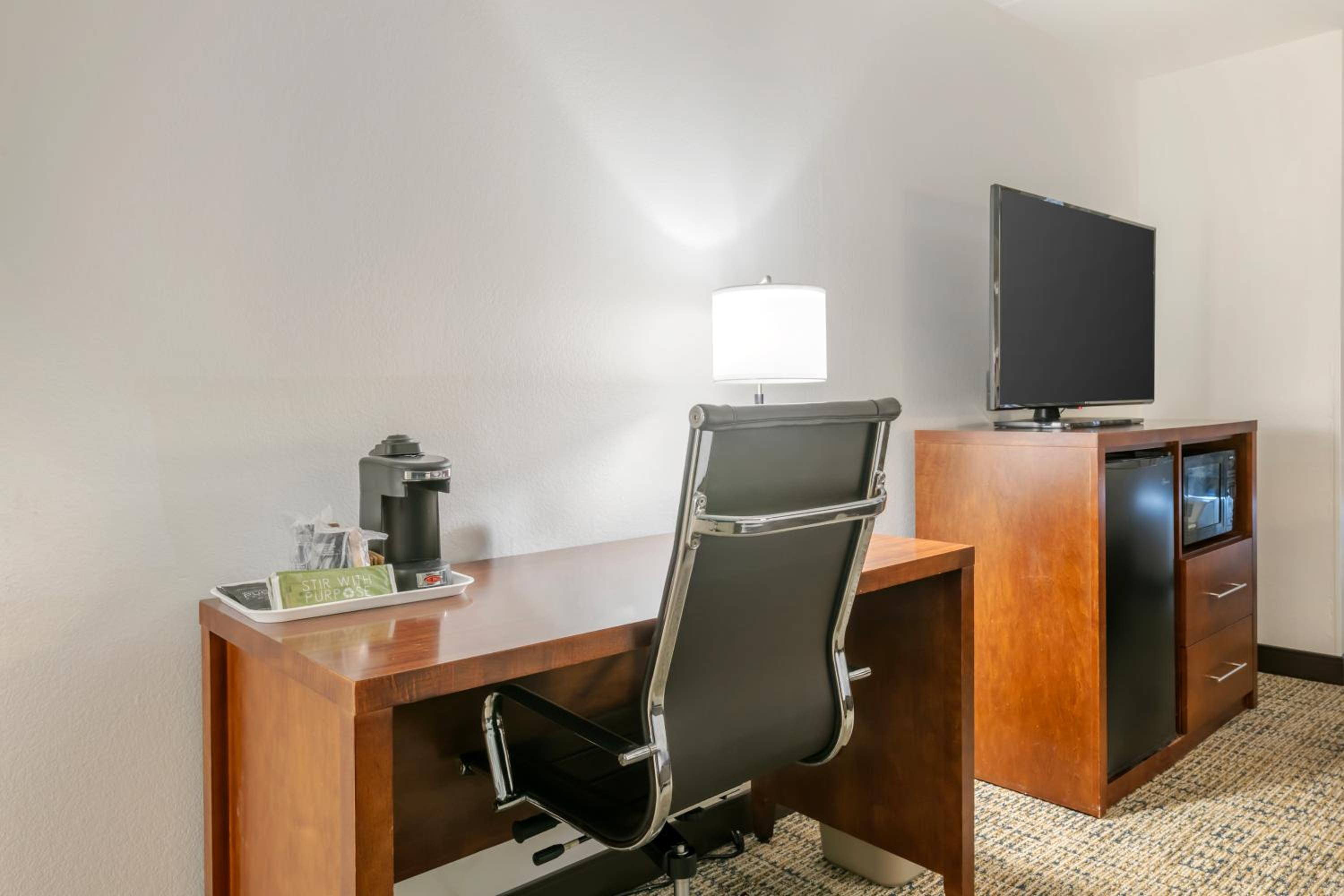 King Suite - Photo 5