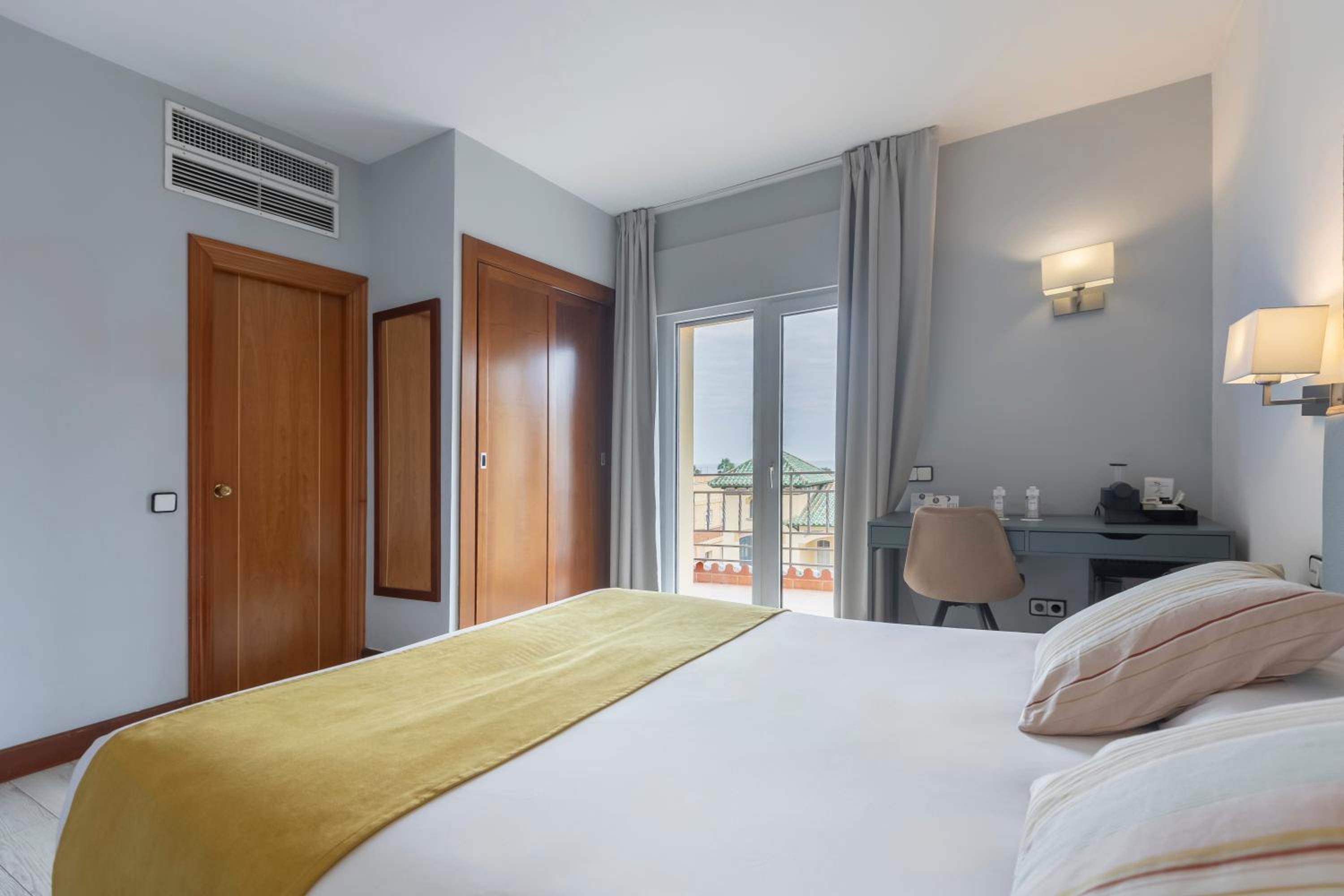 Habitación Doble o Twin con Balcón