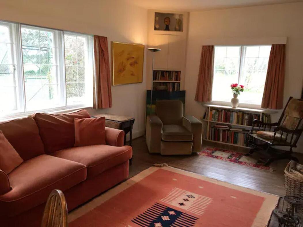 Two-Bedroom House photo 2