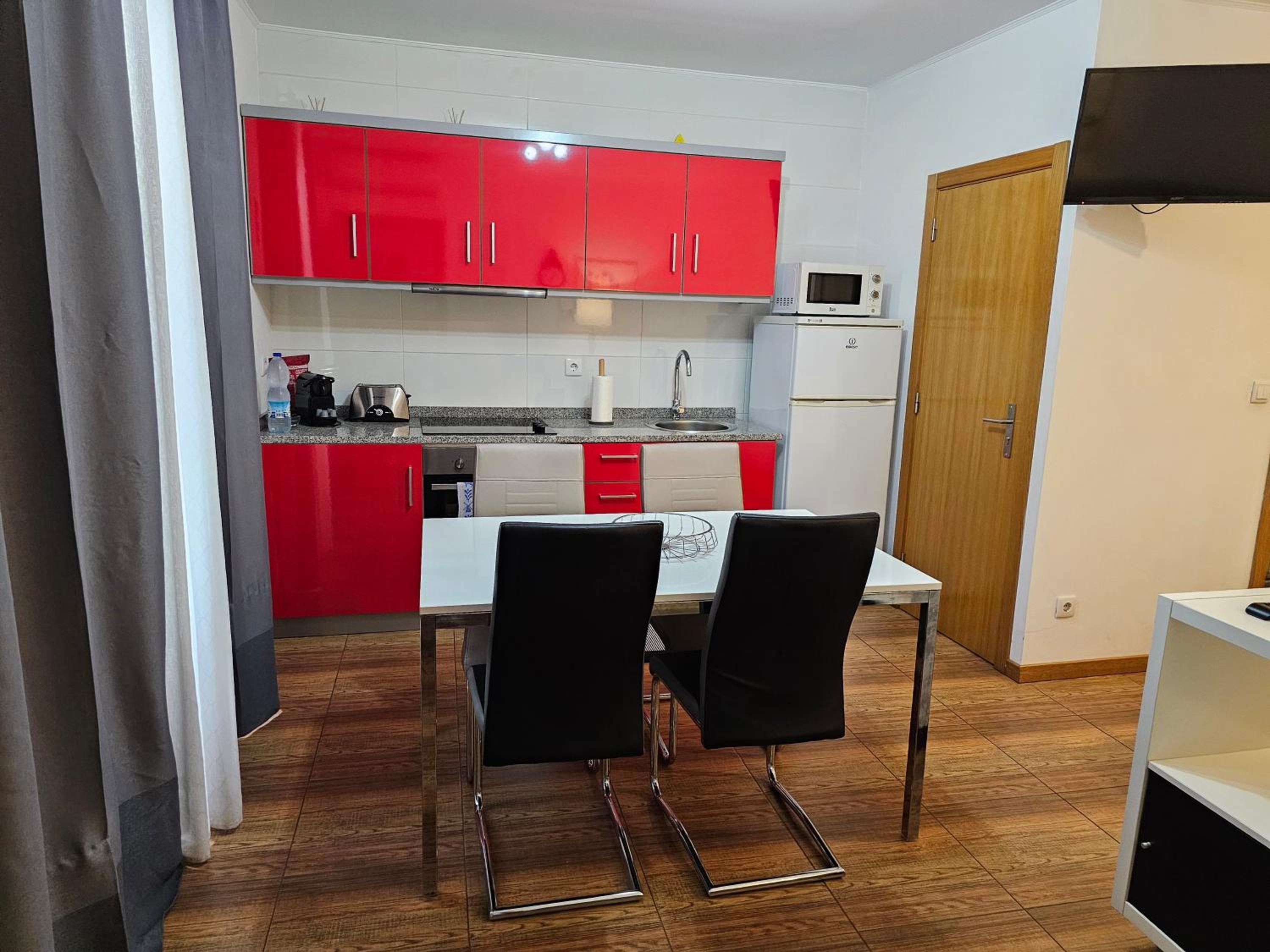 Studio Apartment - Ground Floor - Photo 9