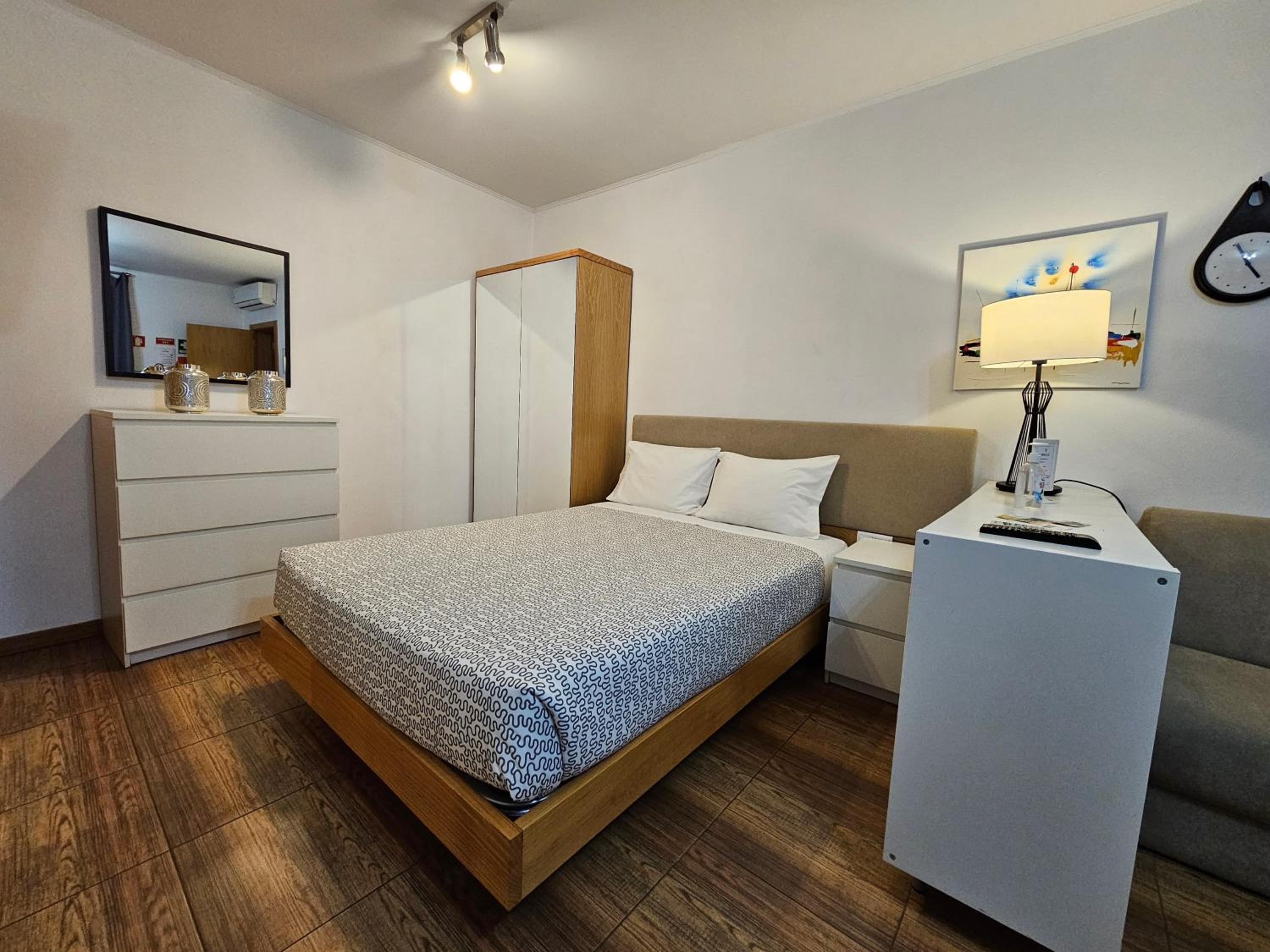 Studio Apartment - Ground Floor - Photo 6
