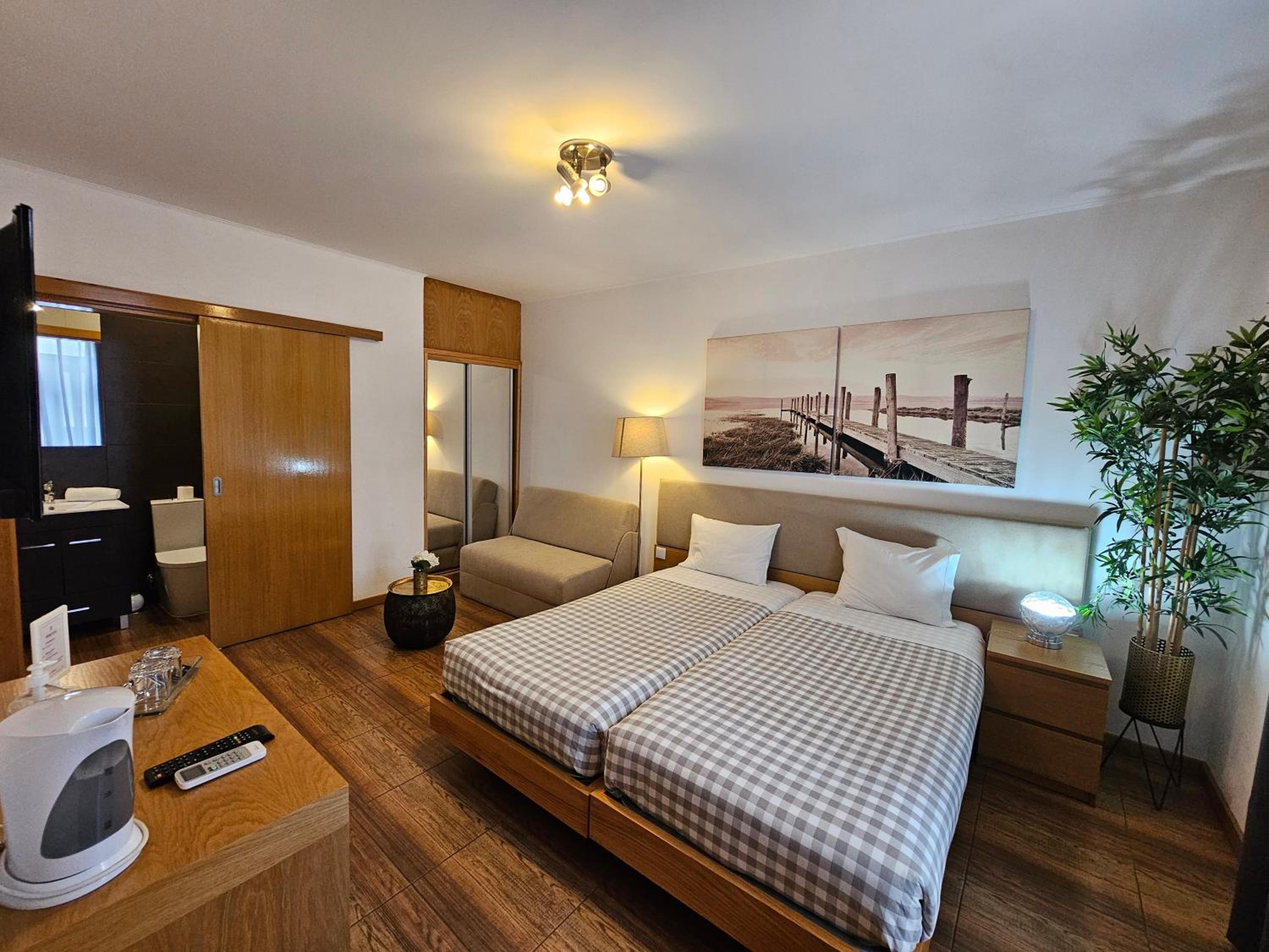 Studio Apartment - Ground Floor - Photo 3