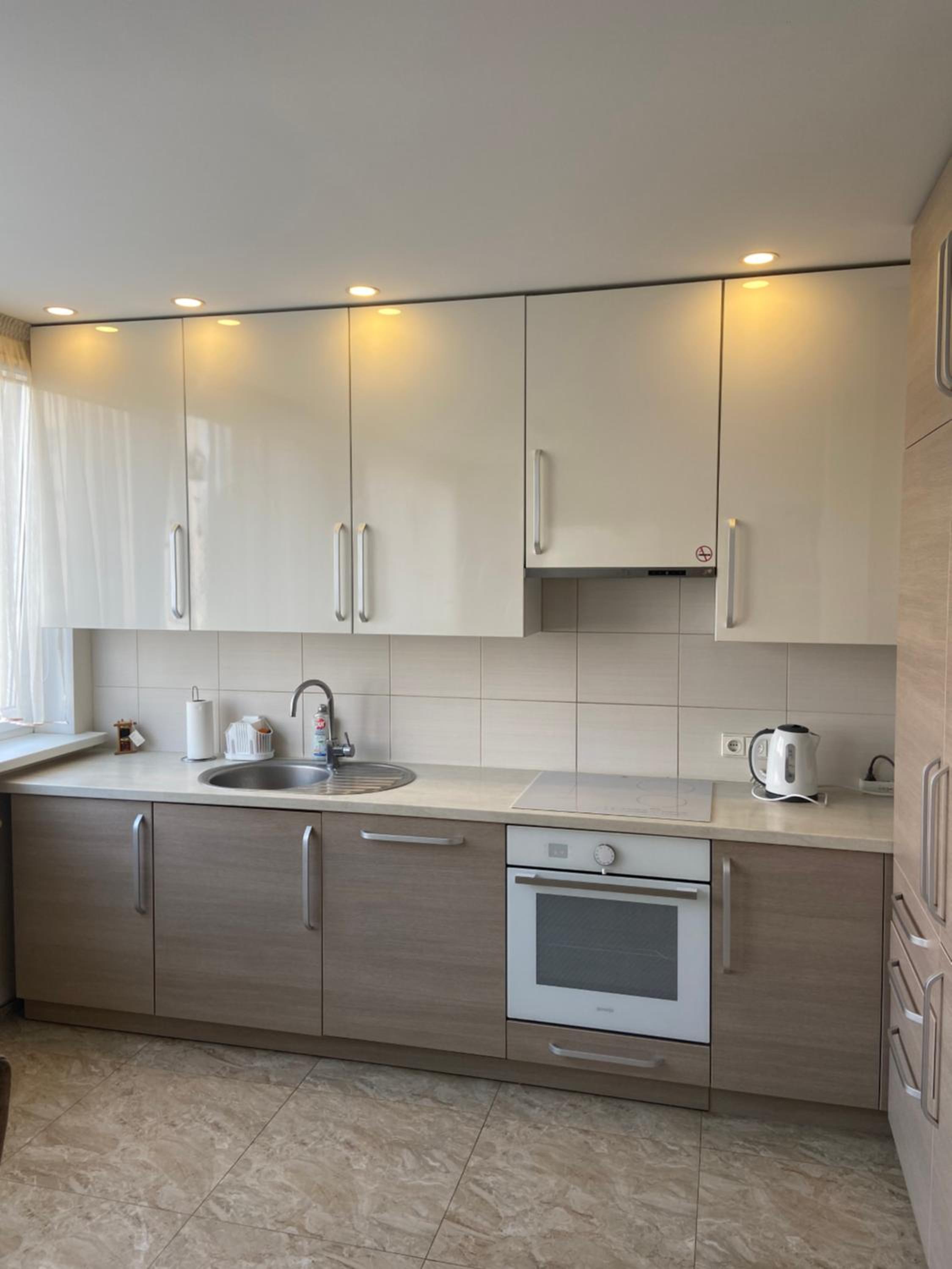 One-Bedroom Apartment - Photo 8
