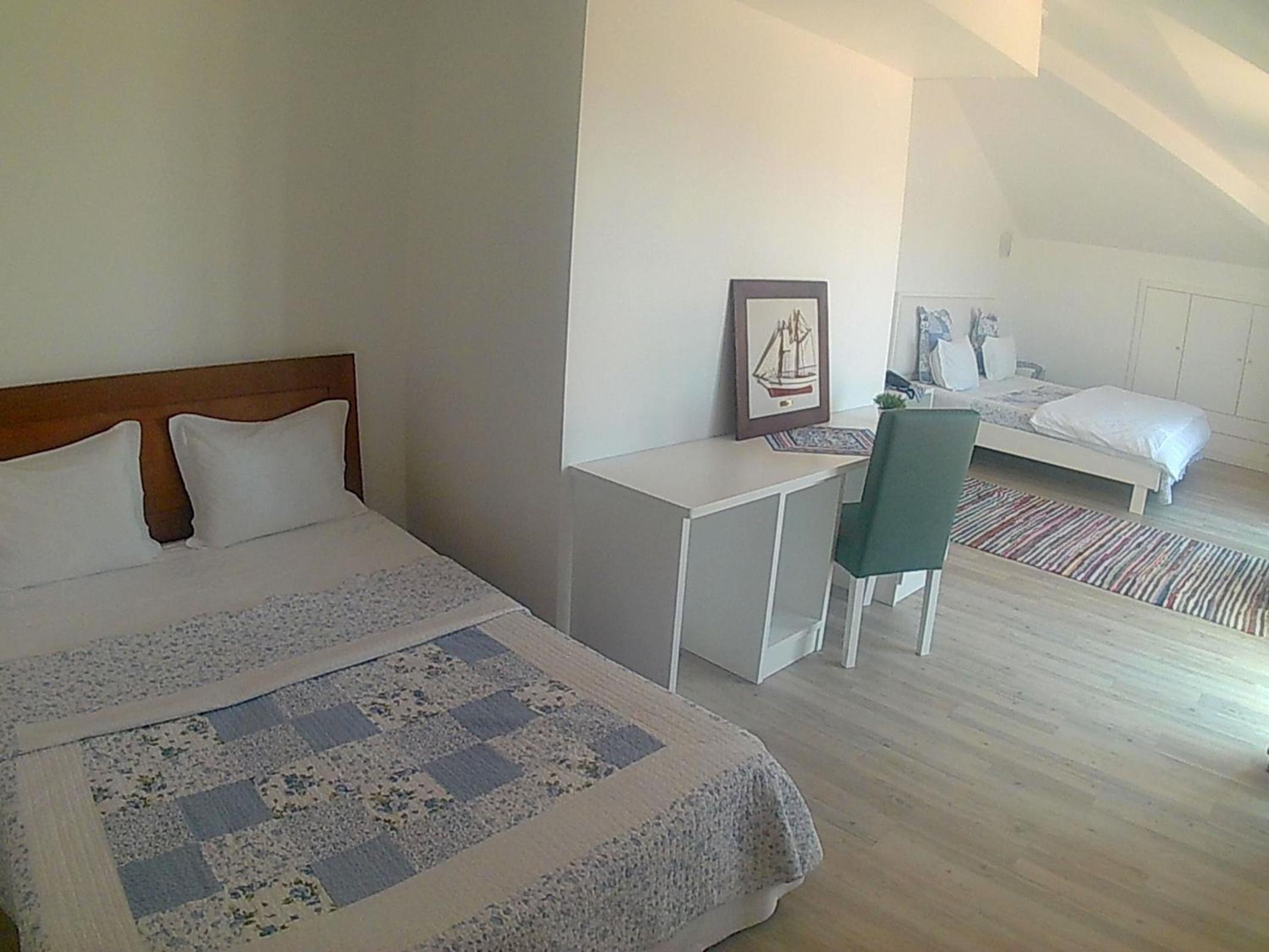 Family Room (2 Adults + 2 Children up to 14 Years Old) - Photo 4