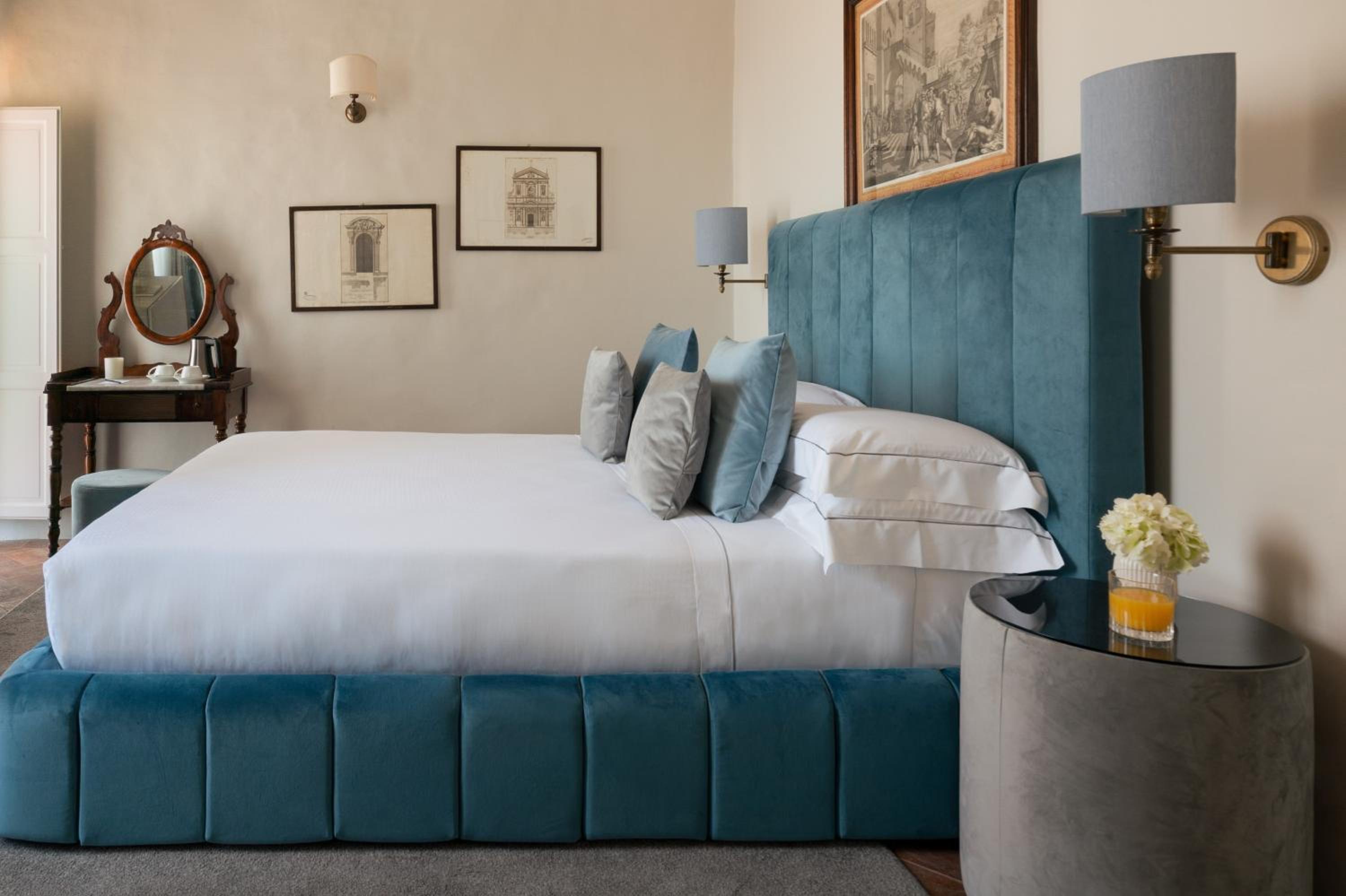 Budget Double Room thumbnail 5