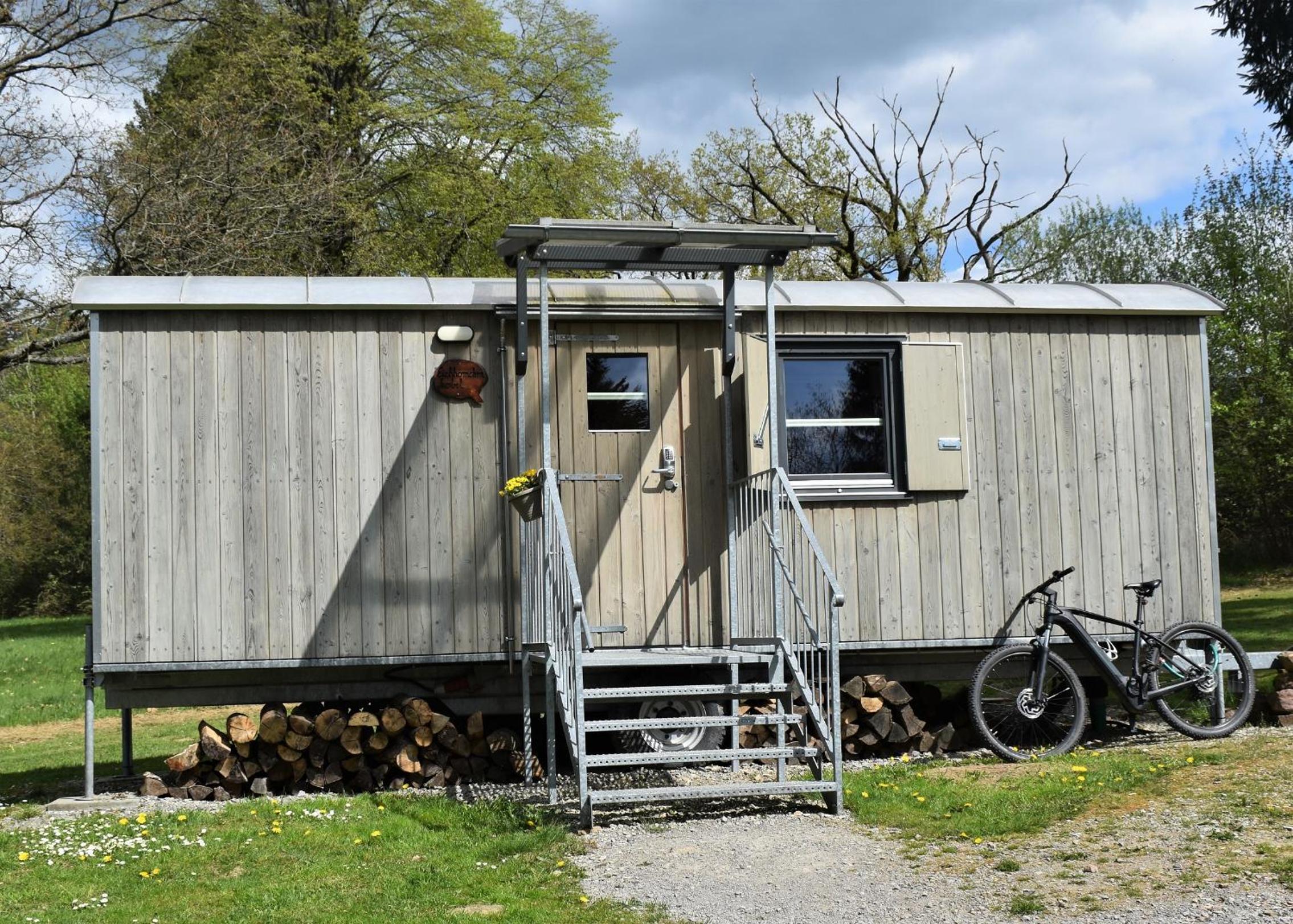 Mobile Home photo 2