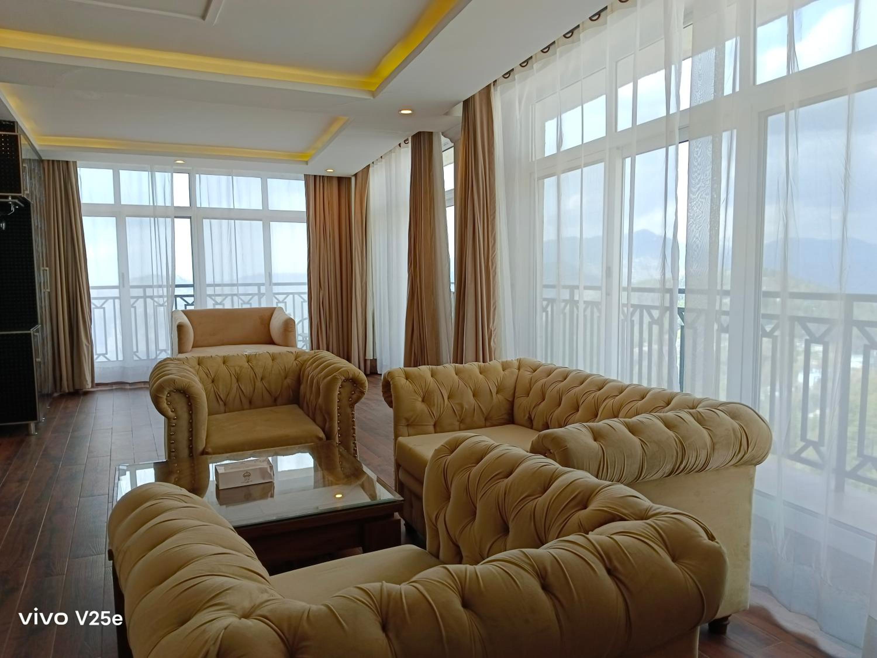 Queen Room With Balcony photo 2