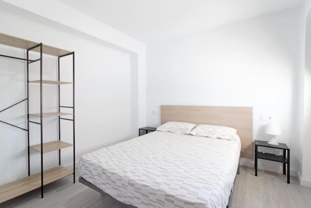 Three-Bedroom Apartment photo 2