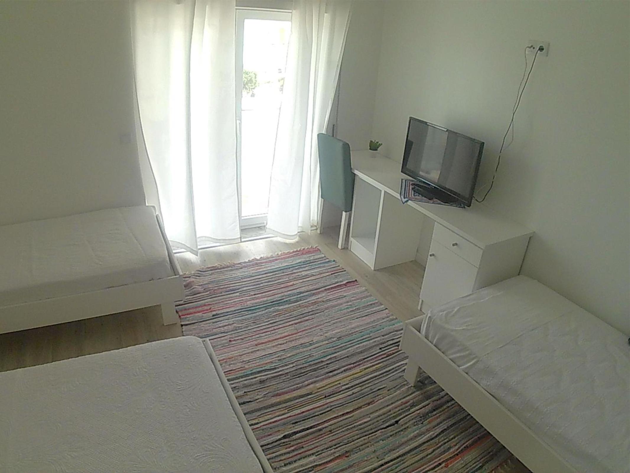 Basic Triple Room - Photo 3