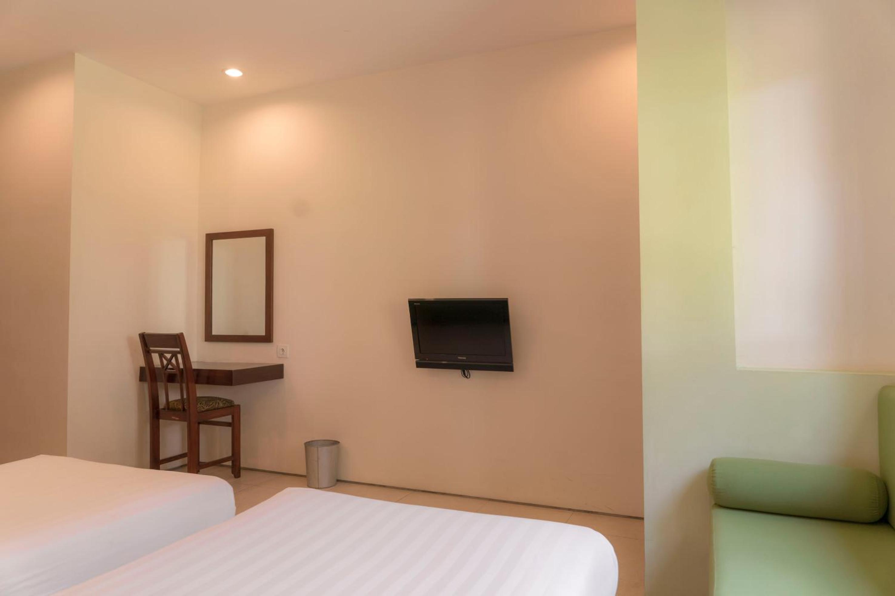 Standard Twin Room photo 2