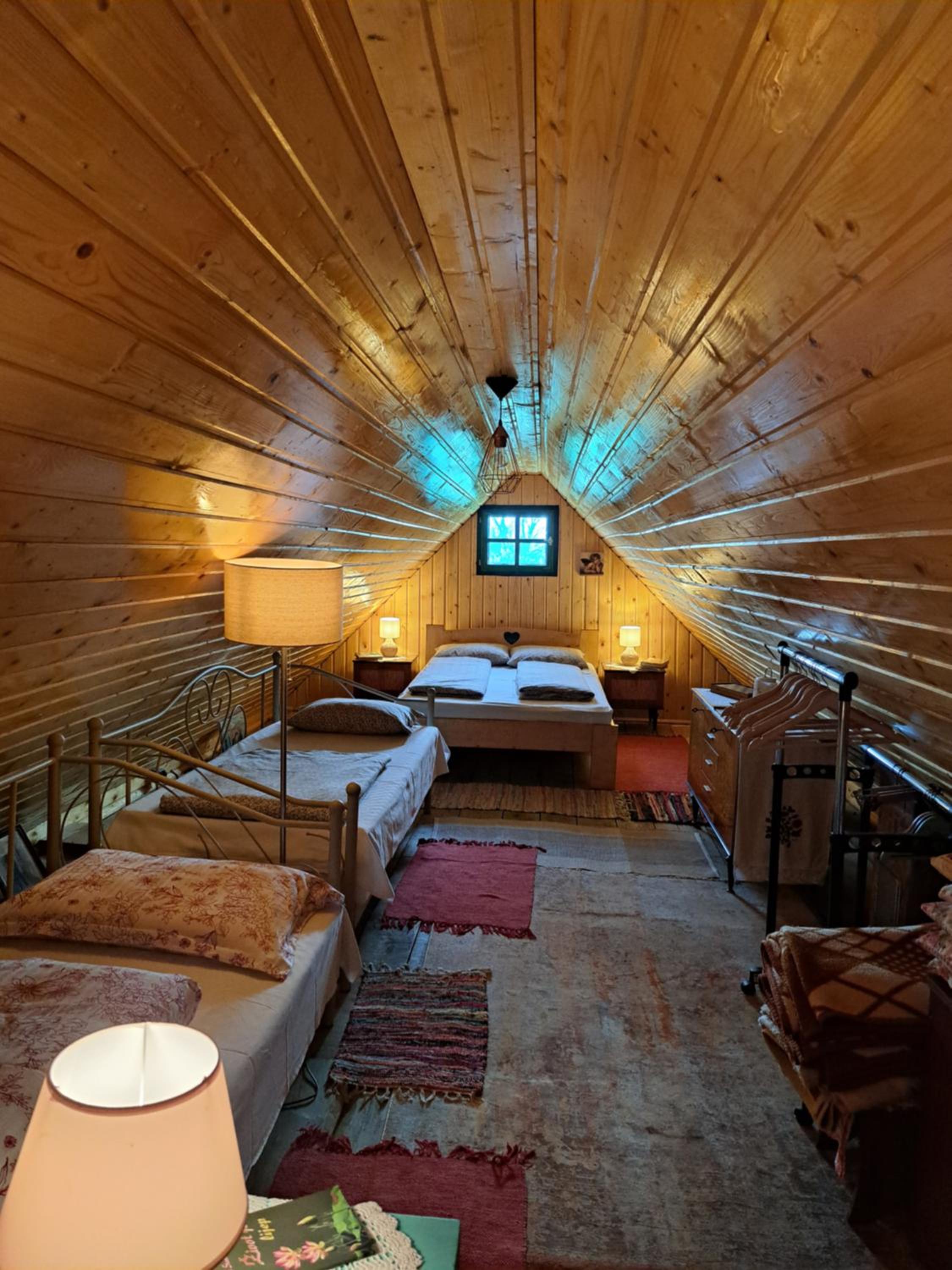 One-Bedroom House photo 1