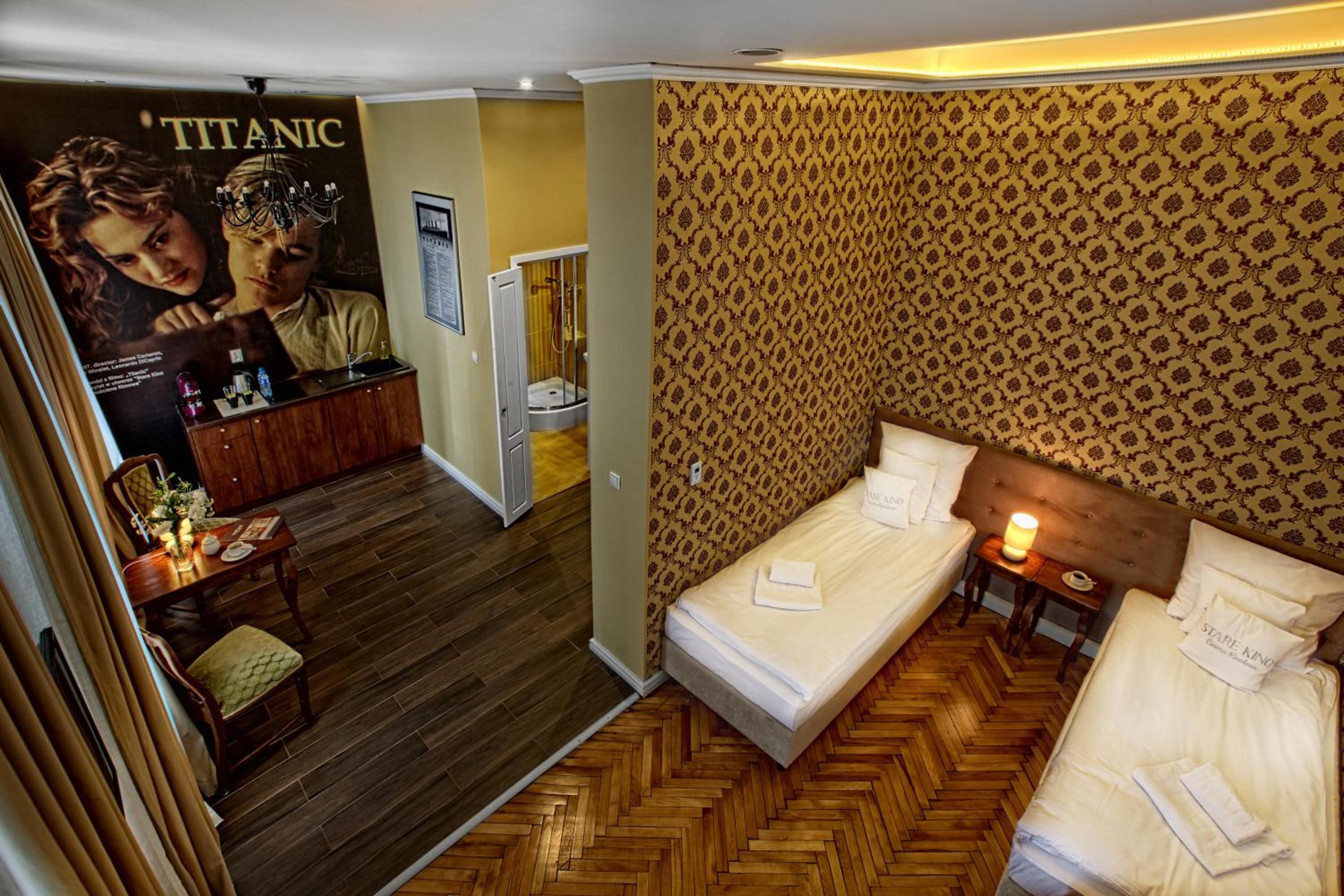 Apartment with Twin Beds, photo 7