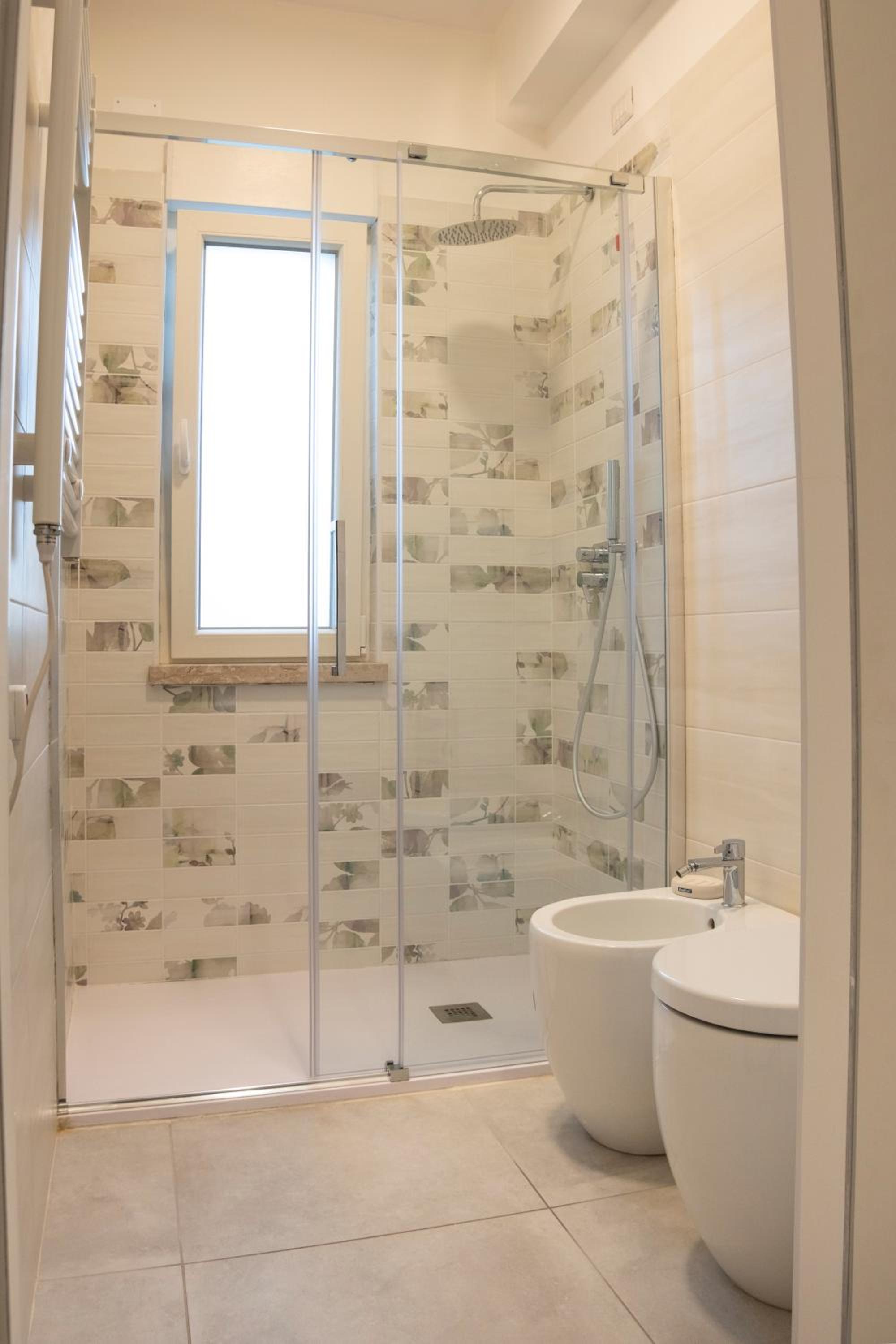 Double Room - Disability Access photo 2