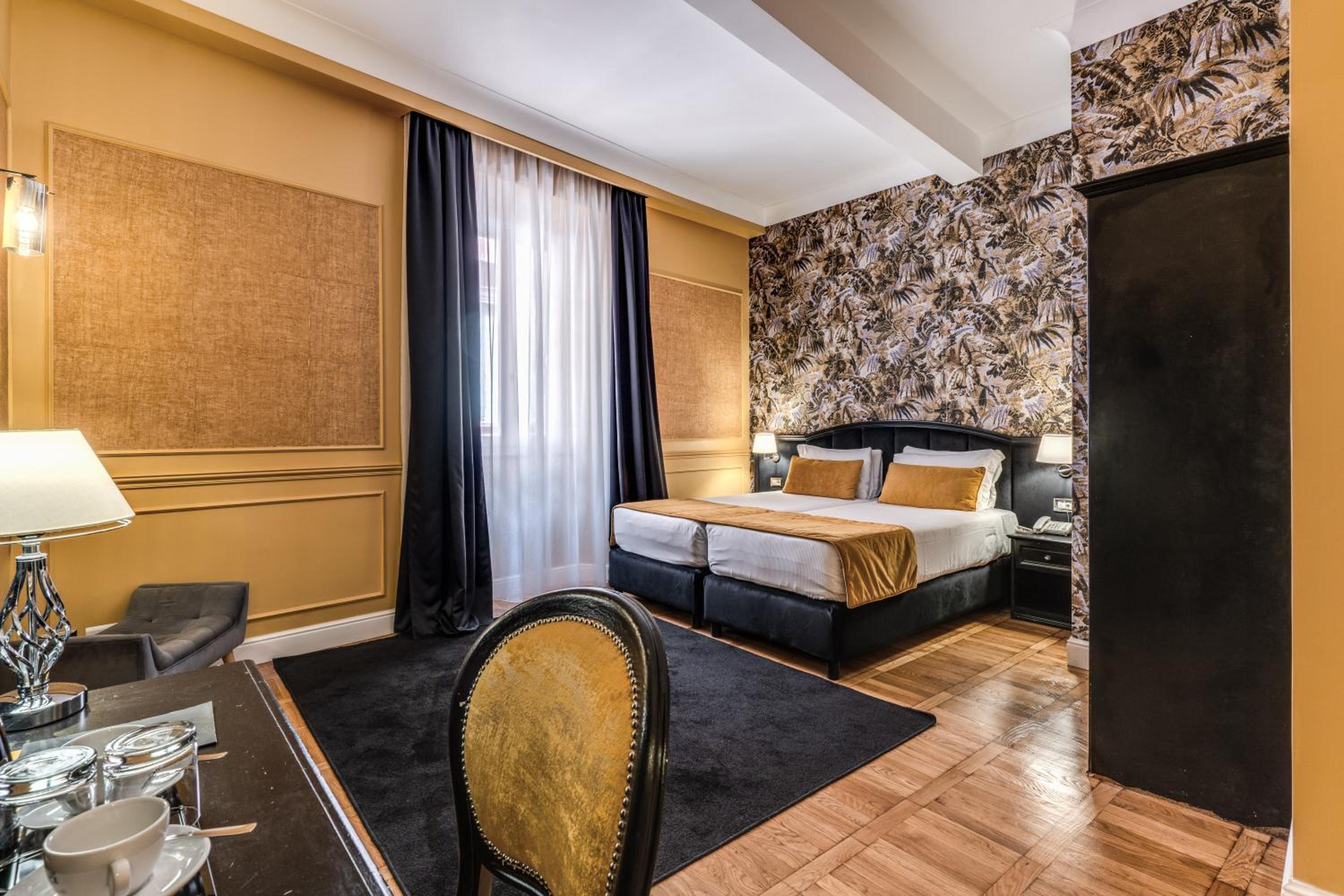 Superior Deluxe Double or Twin Room  photo 2