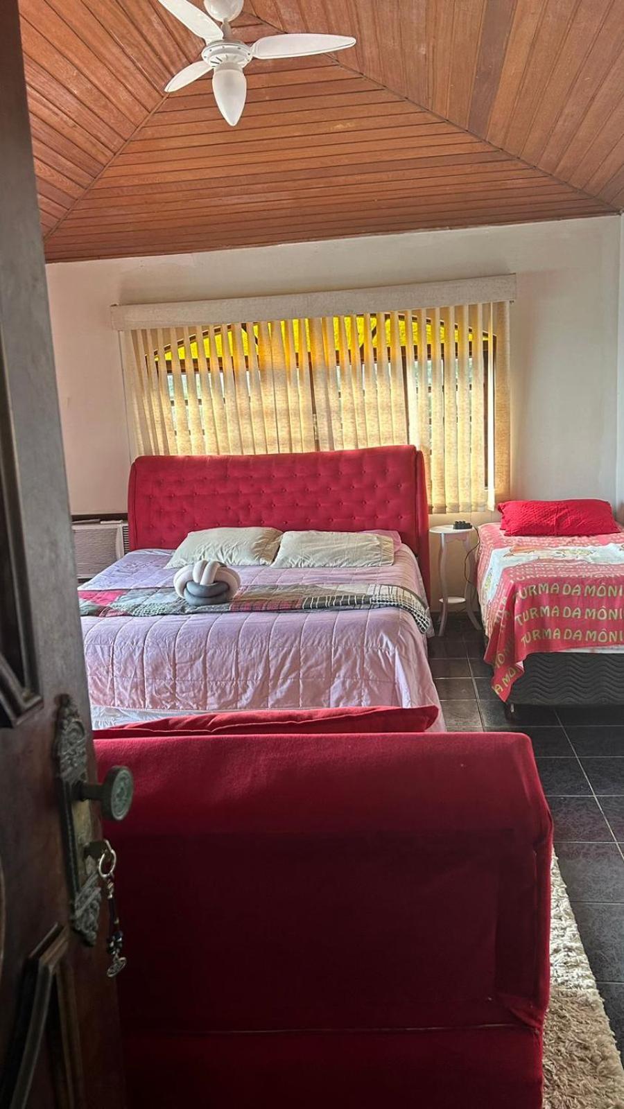 Deluxe Suite with Spa Bath - Photo 5