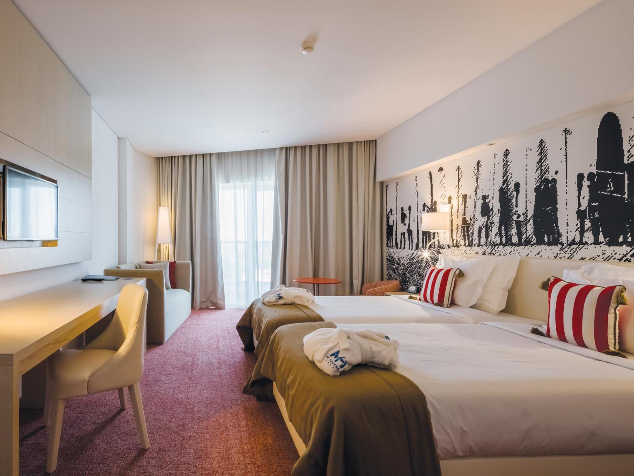 Standard Twin Room - Photo 10
