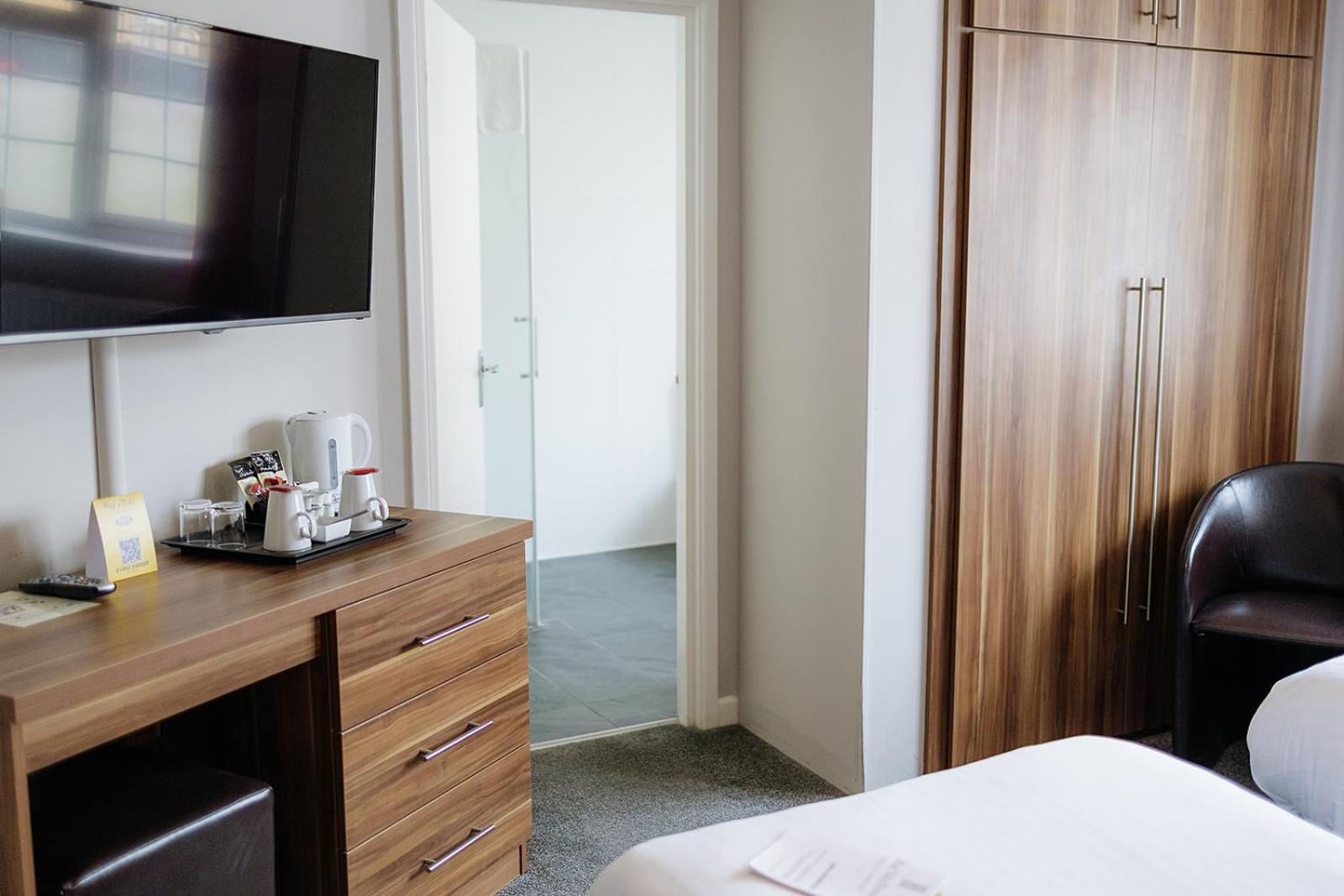 Superior Twin Room photo 2