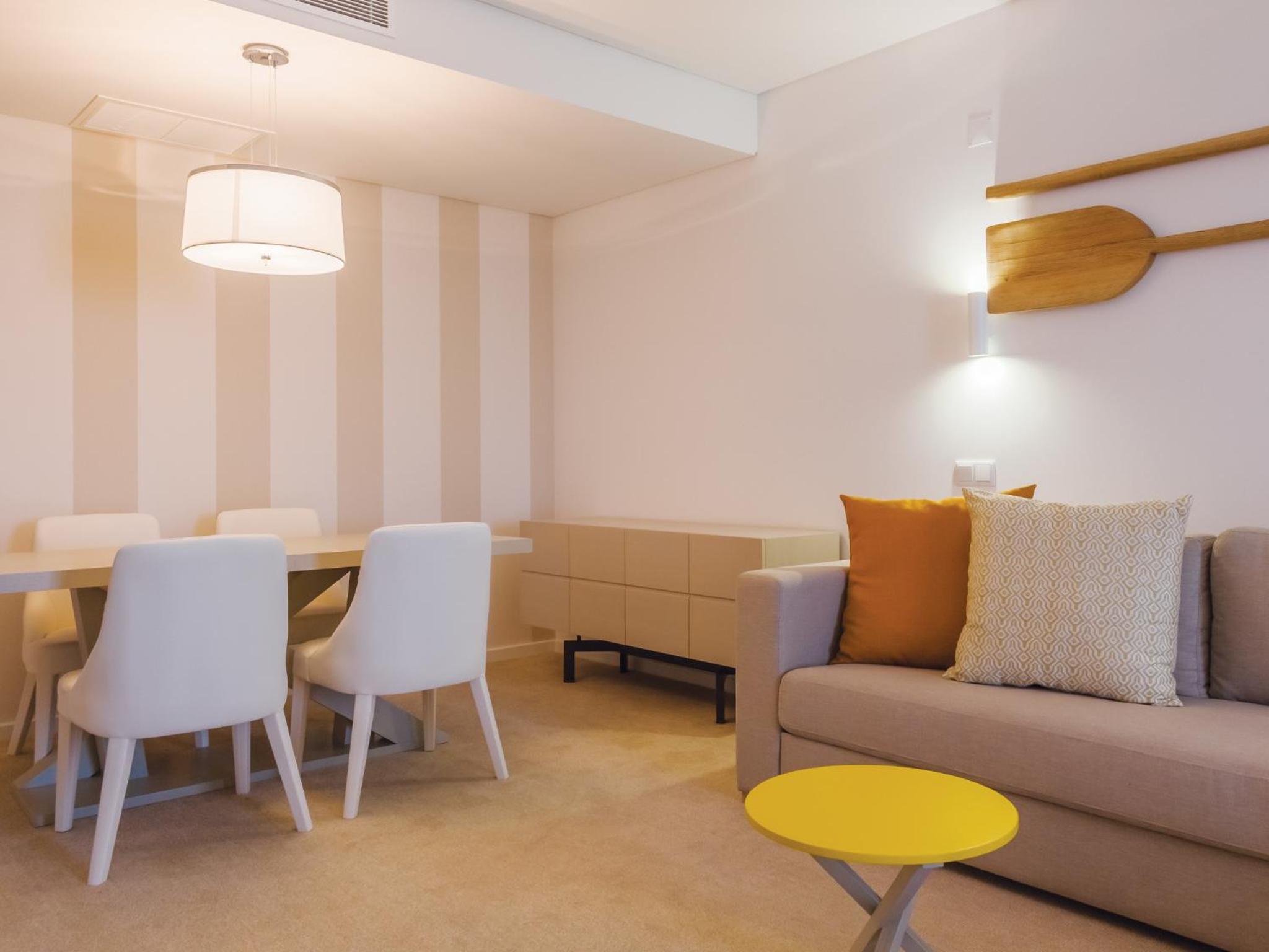 Suite - Photo 6