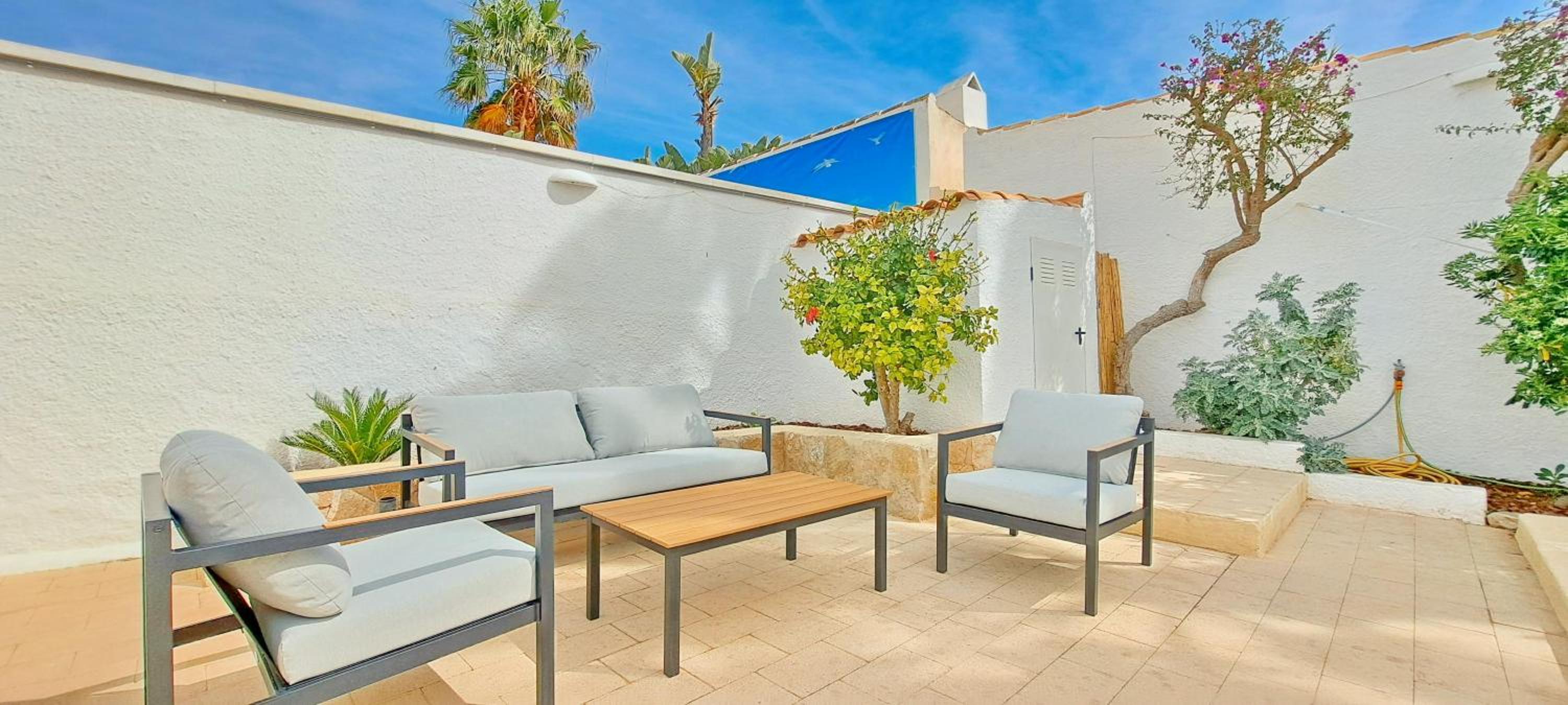 Villa photo 3