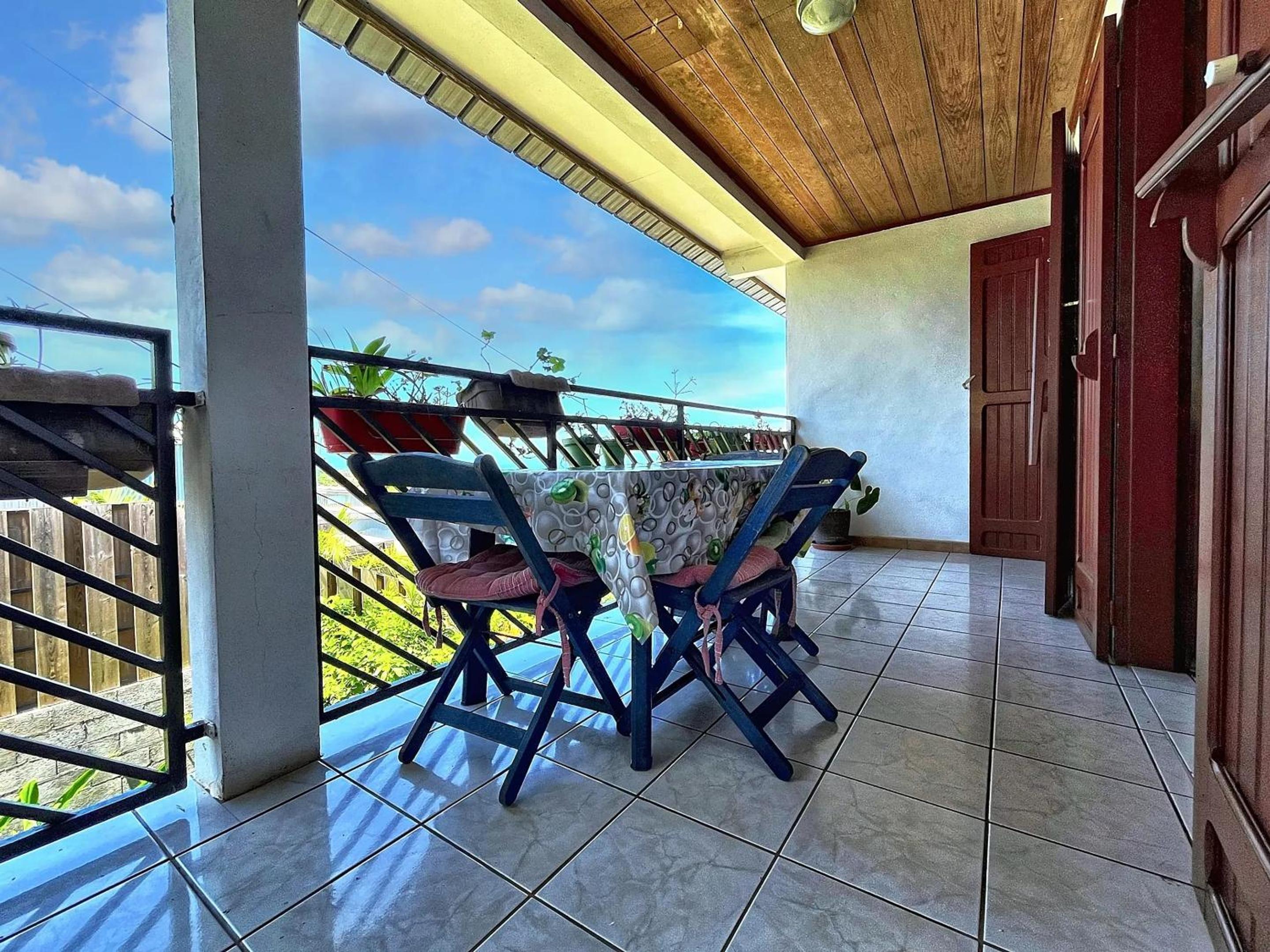 Three-Bedroom Vacation Home  photo 3