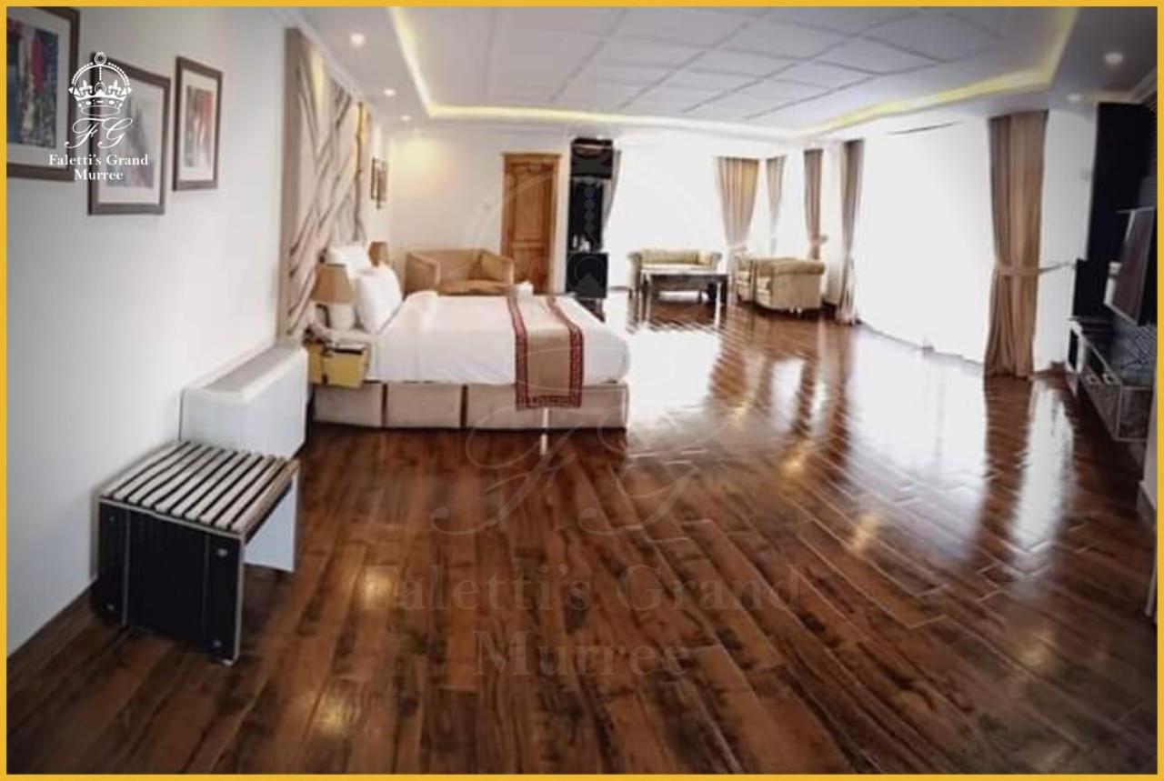 Queen Room With Balcony photo 1