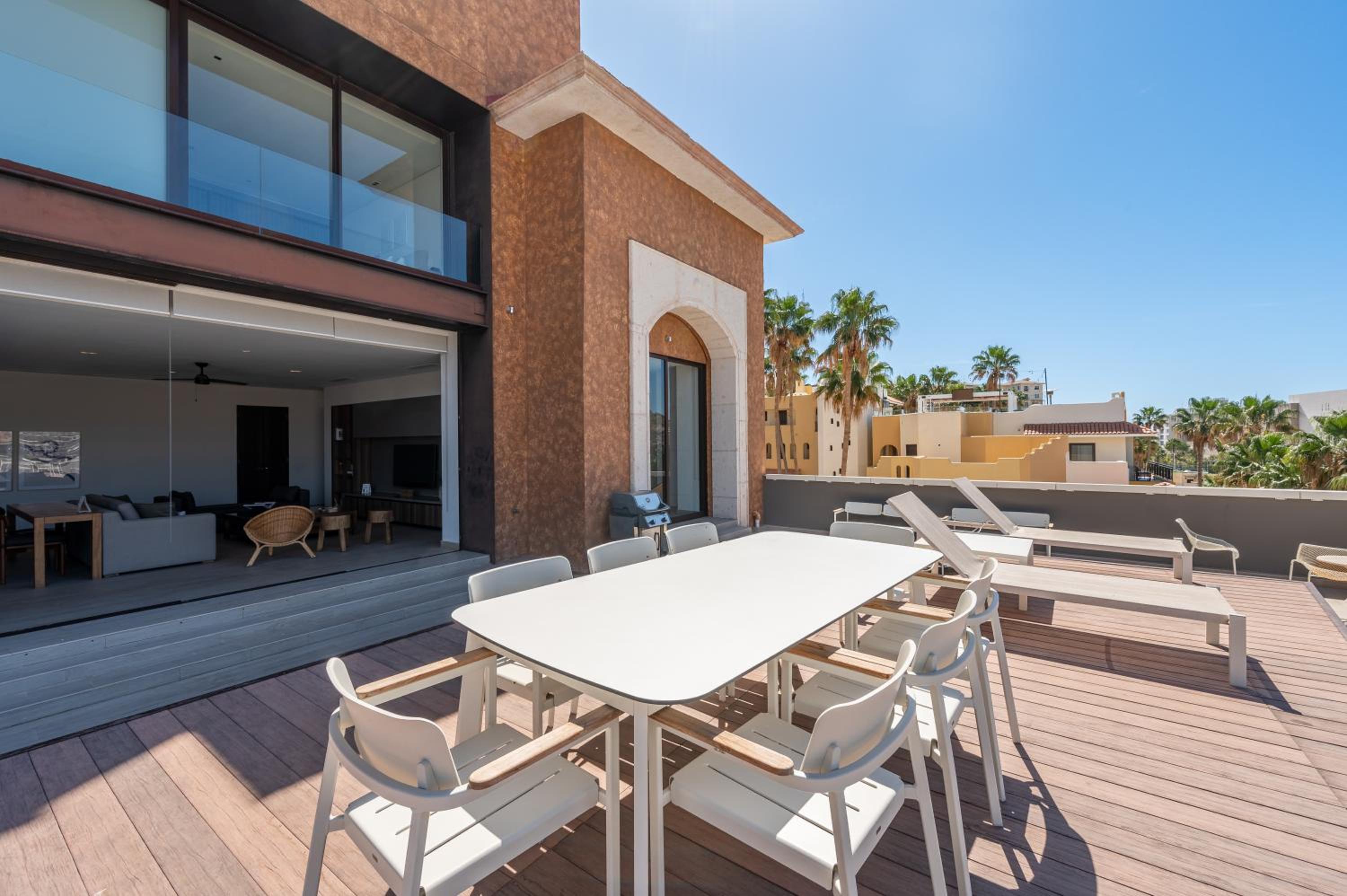 Premium Apartment, 4 Bedrooms, Terrace, Marina Views photo 2
