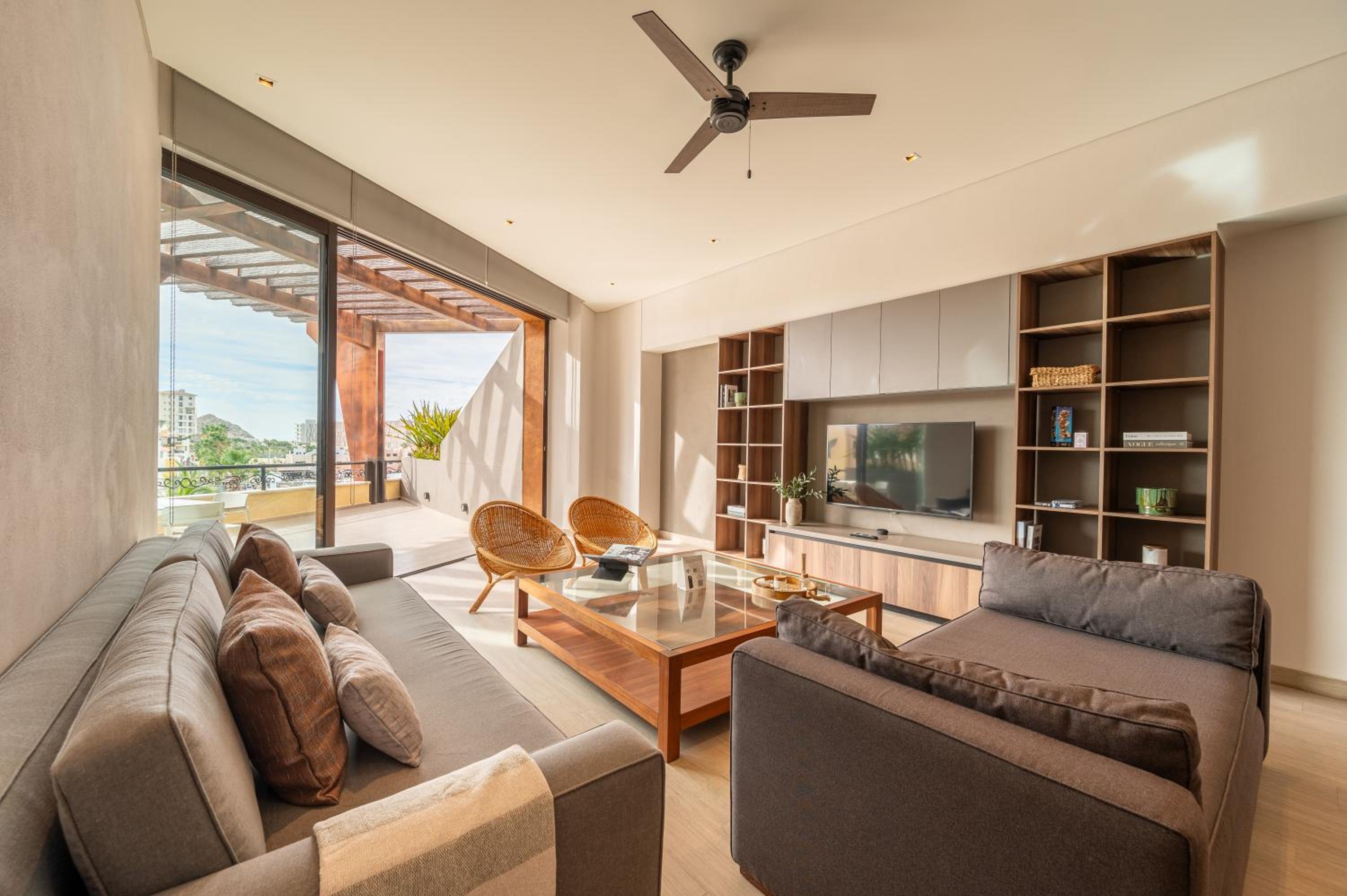 Premium Apartment, 4 Bedrooms, Terrace, Marina Views photo 1