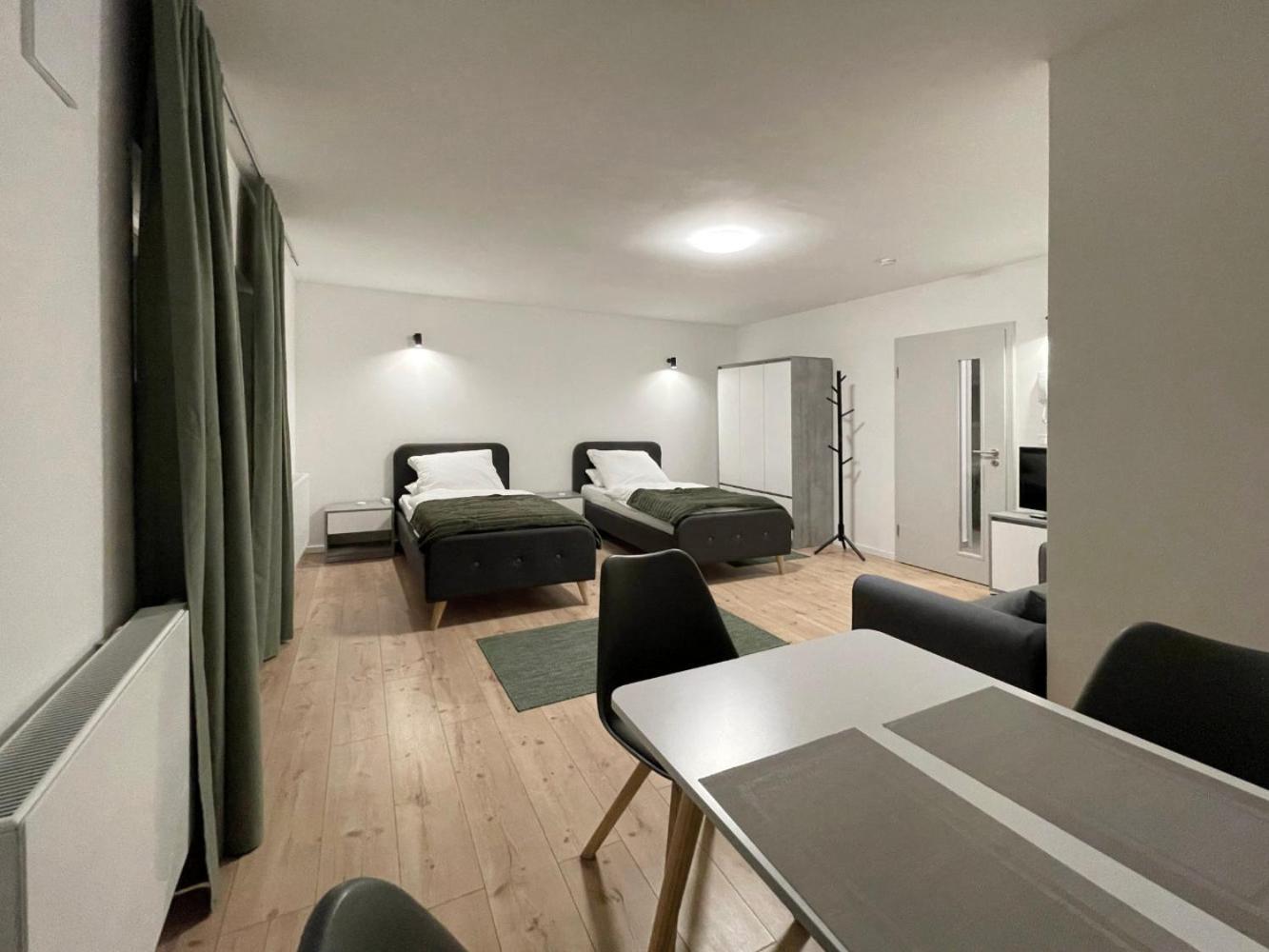 Large Double or Twin Room