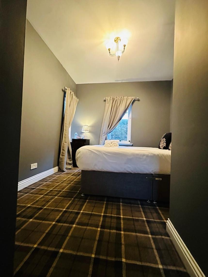 Small Double Room - Photo 9