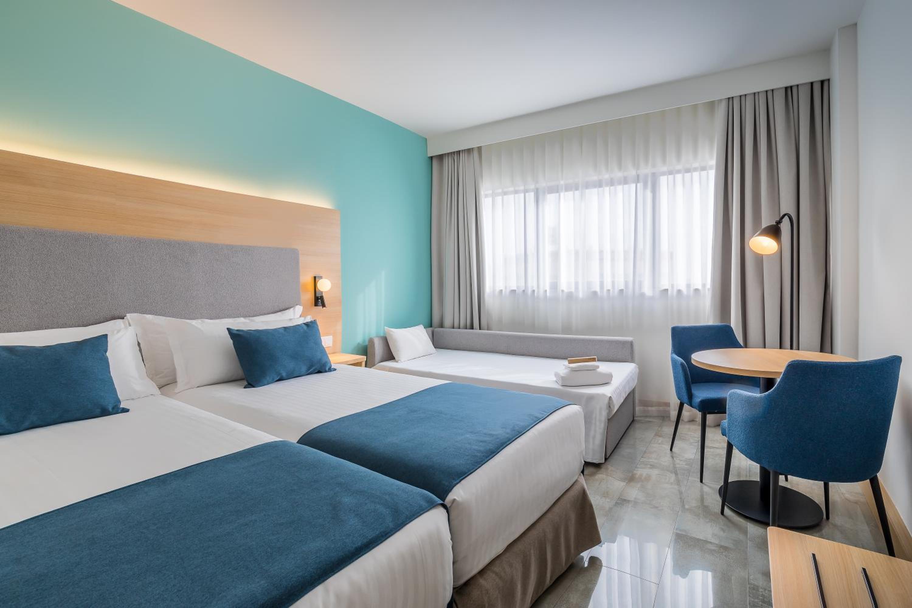 Triple Room - Photo 1