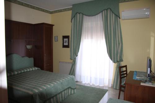 Double or Twin Room photo 2