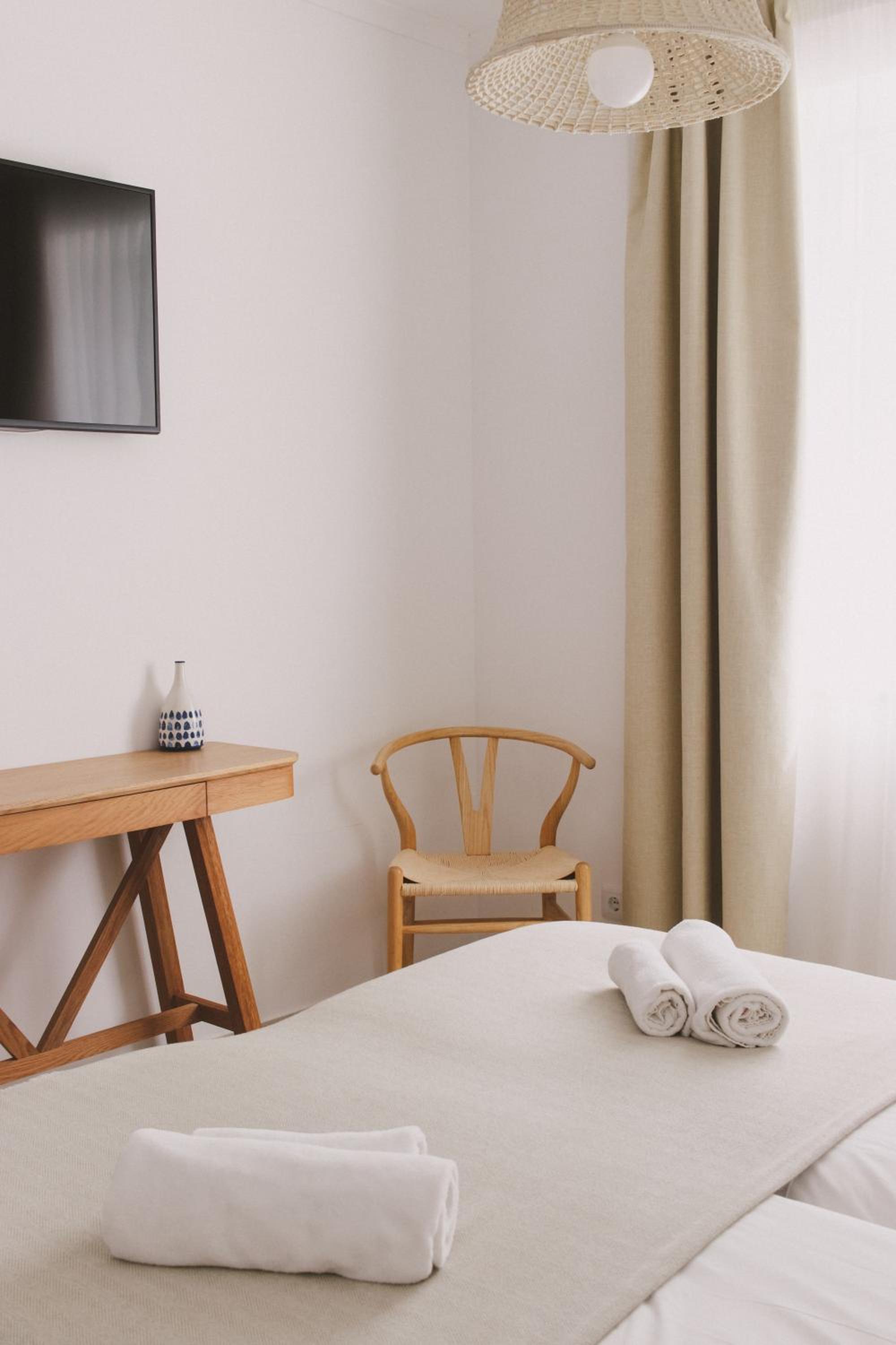 Double or Twin Room photo 3