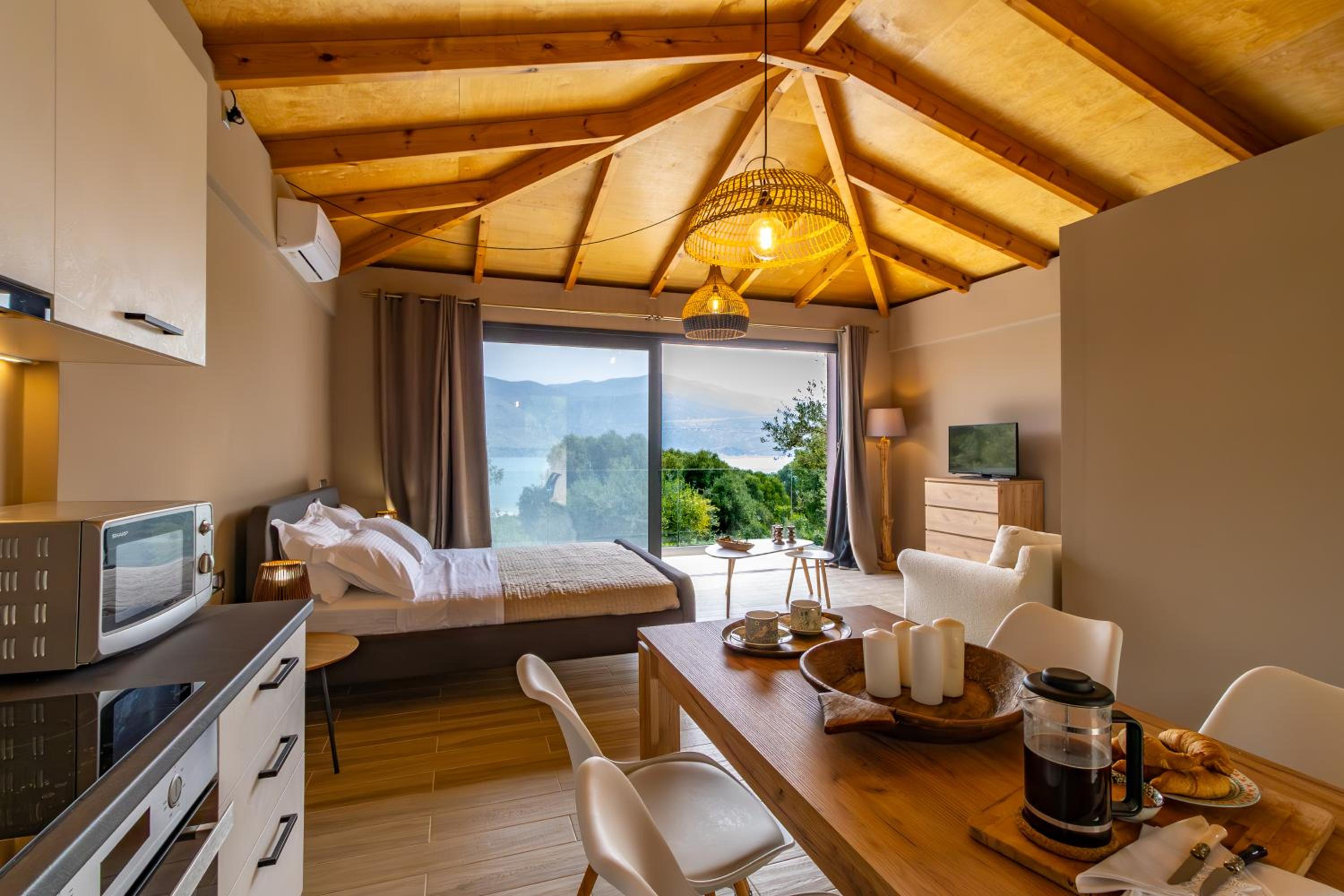 One-Bedroom Villa photo 1