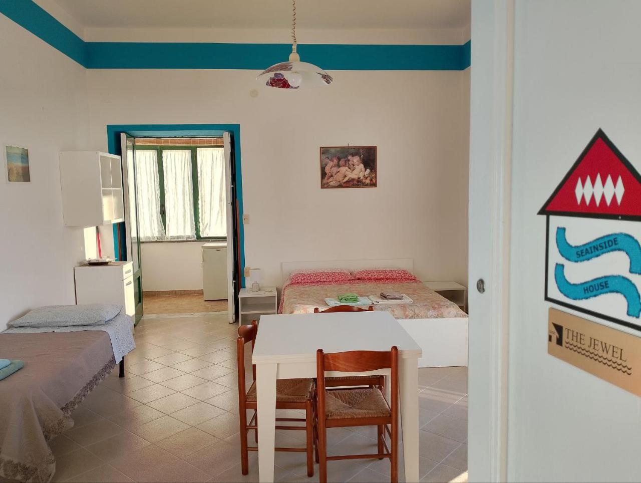 Superior One-Bedroom Apartment with Balcony