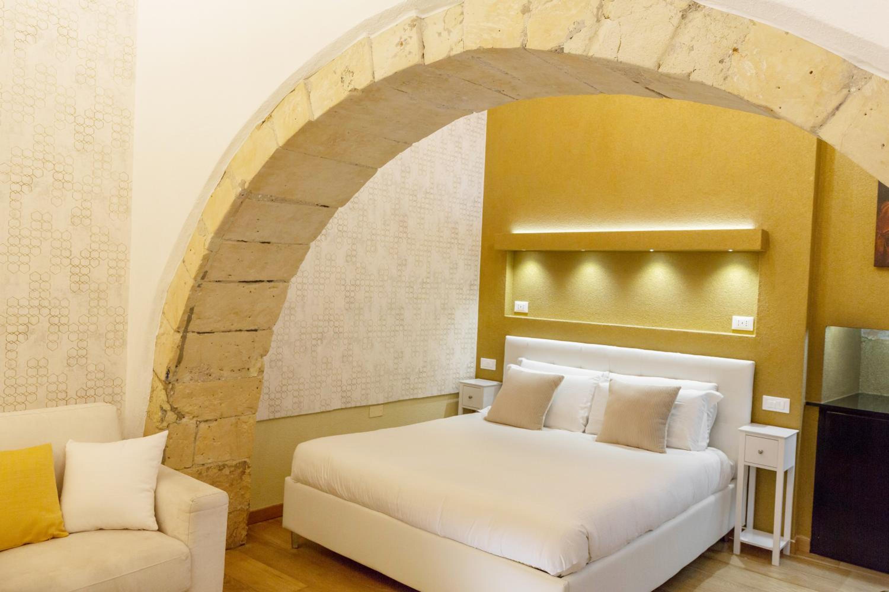 Double Room with Private External Bathroom