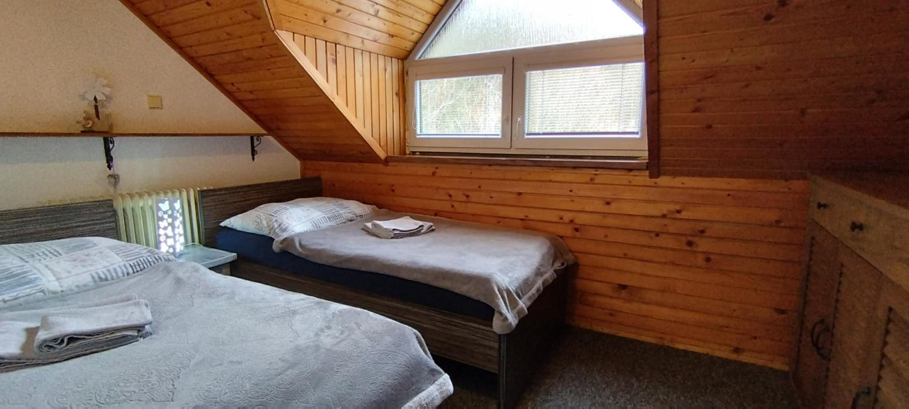 Family Room - Photo 4
