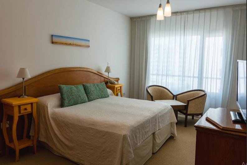Senior Double Room with Double City View photo 1