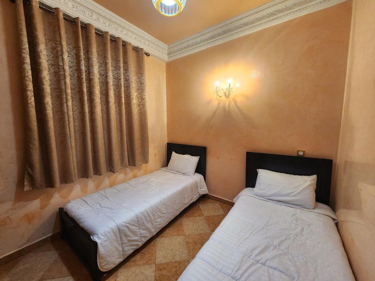 Standard Twin Room photo 3
