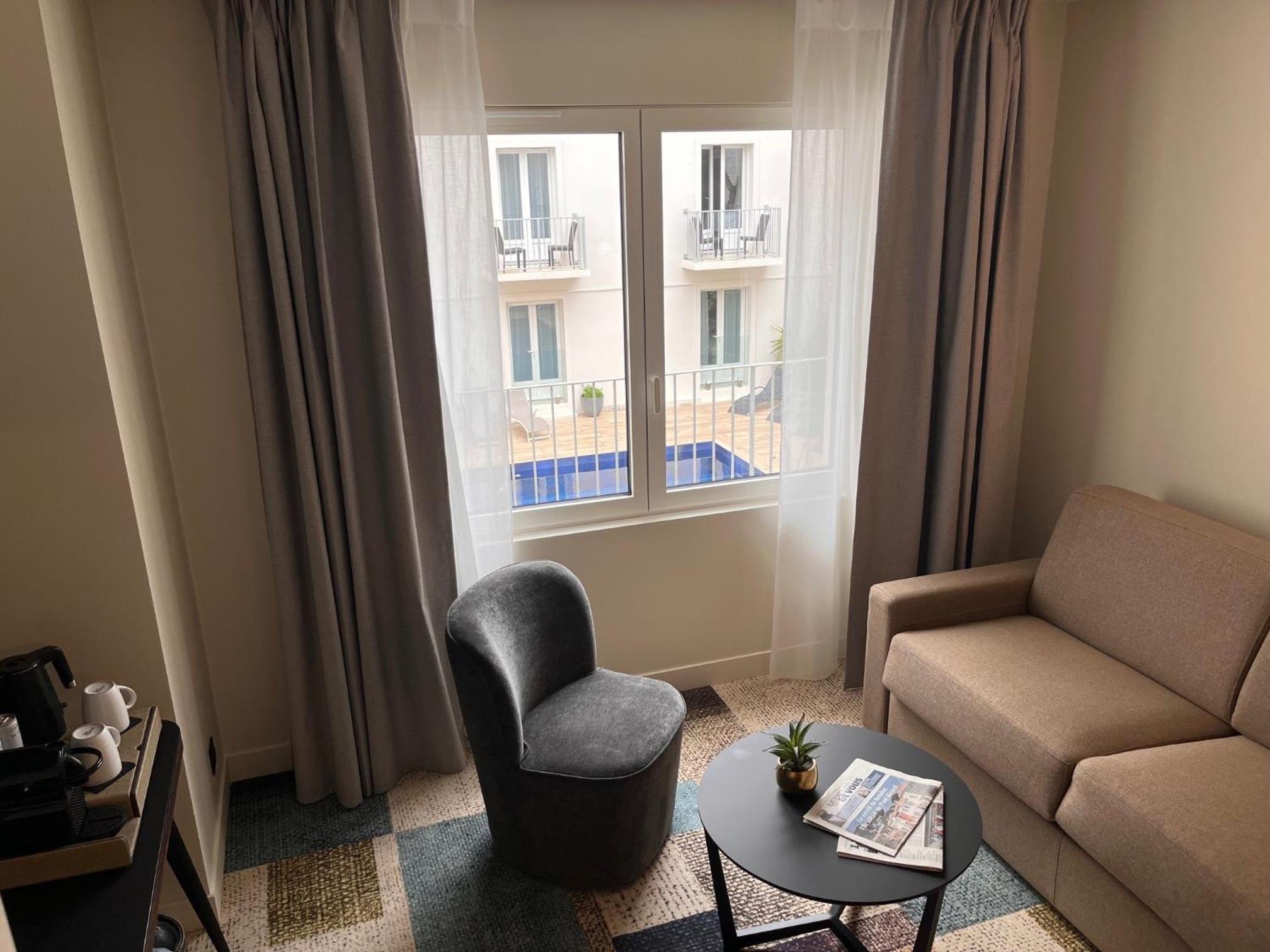 Suite