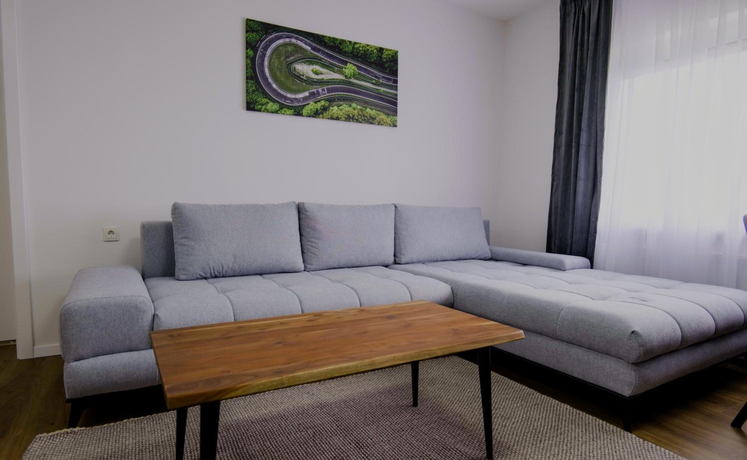 Apartment photo 3