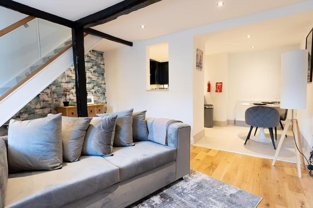 One-Bedroom House photo 1