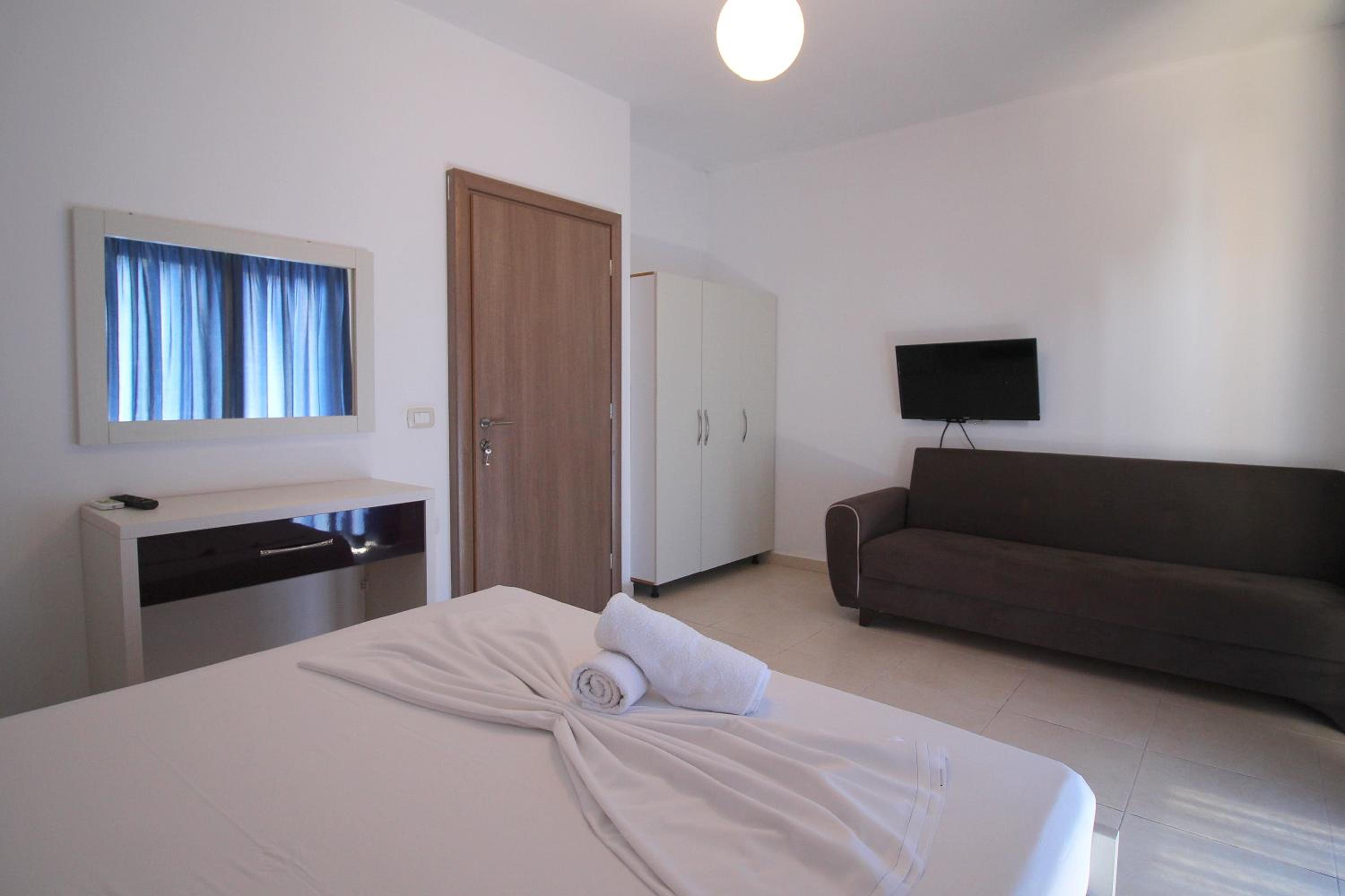Family Room with Sea View photo 2
