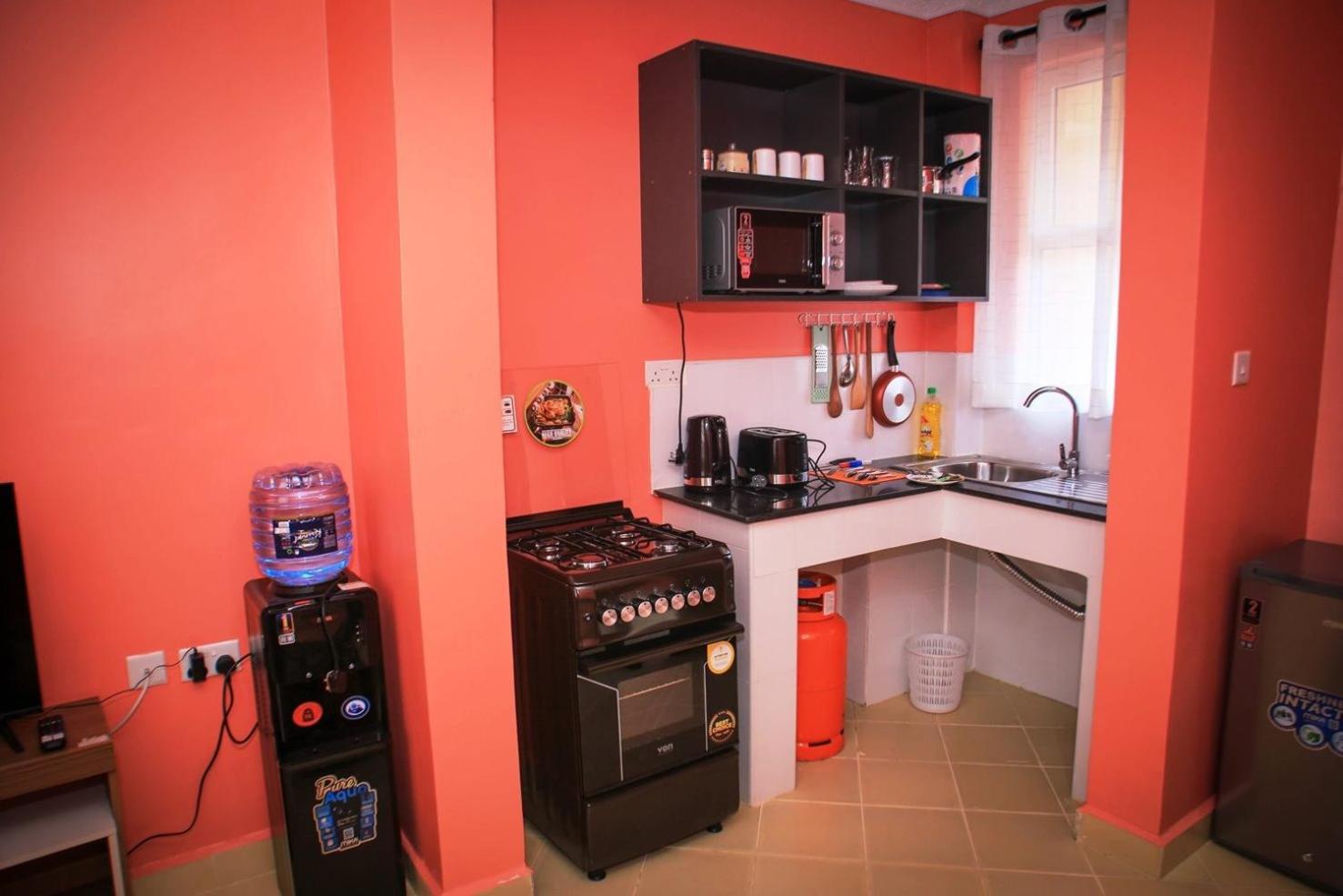Apartment photo 2