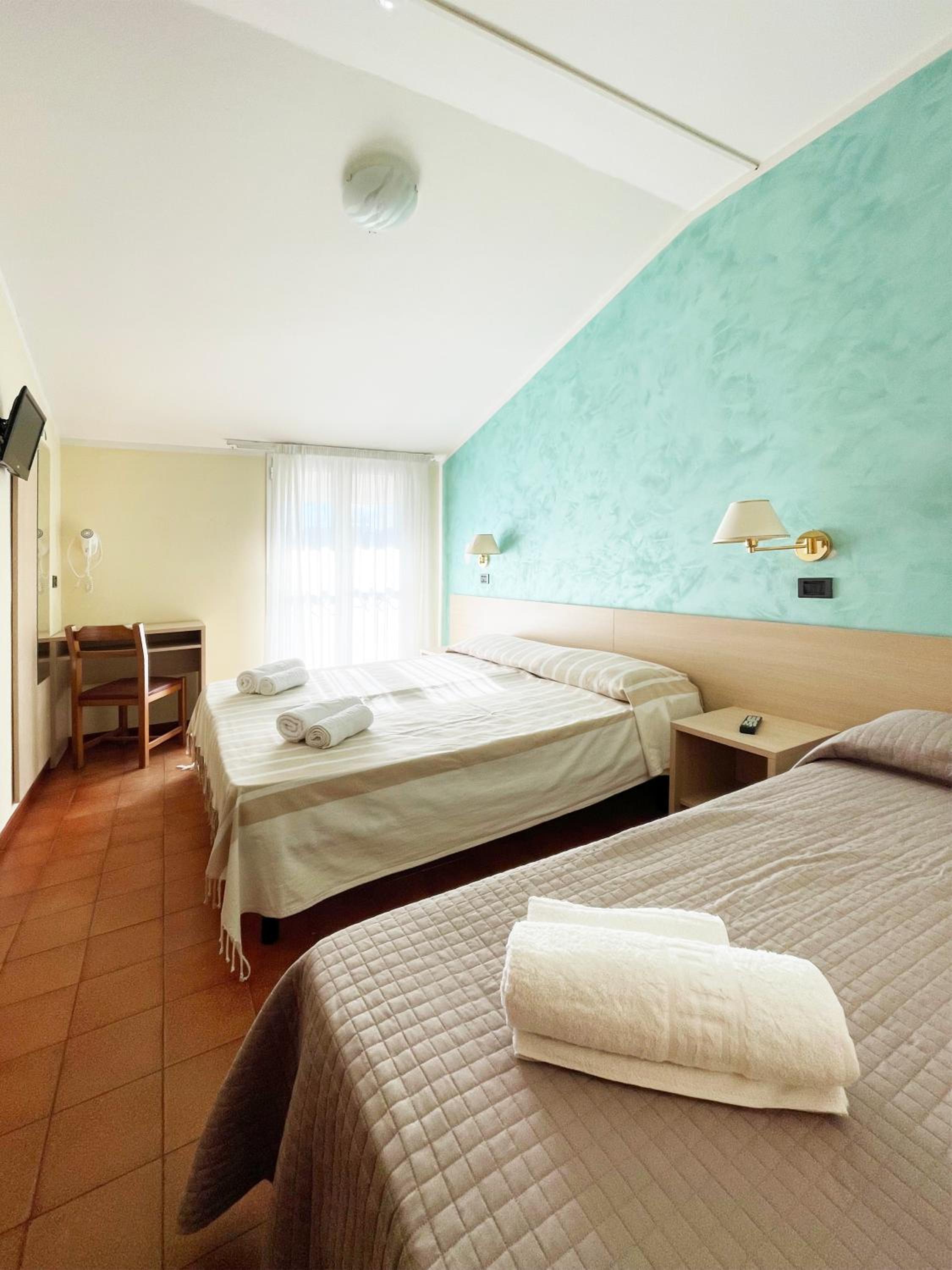 Triple Room photo 1