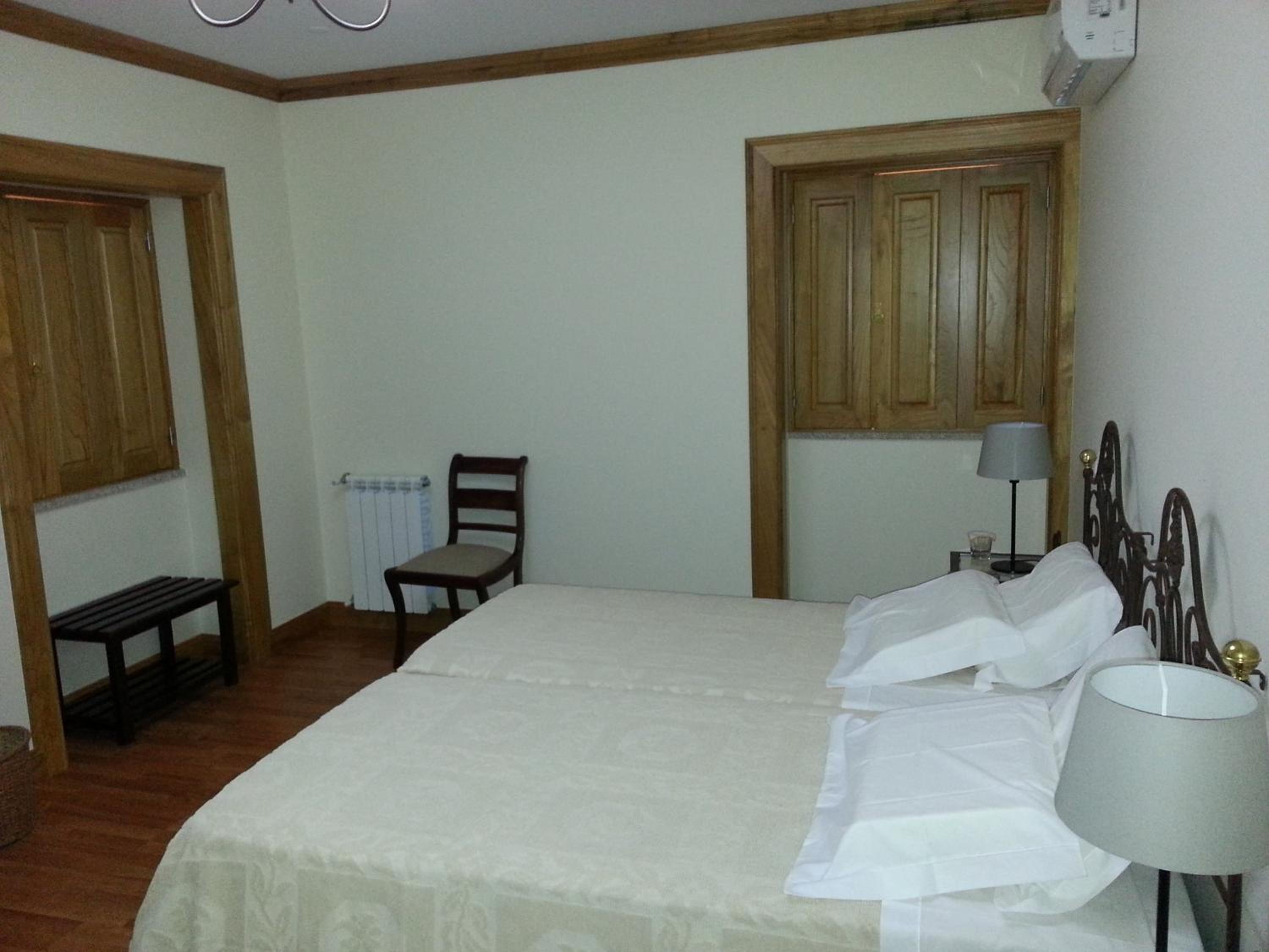 Double Room With Pool View photo 1