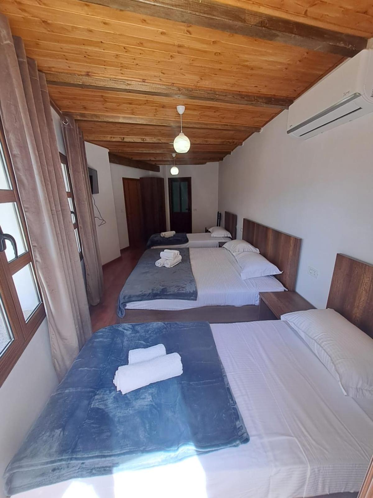 Standard Quadruple Room photo 1