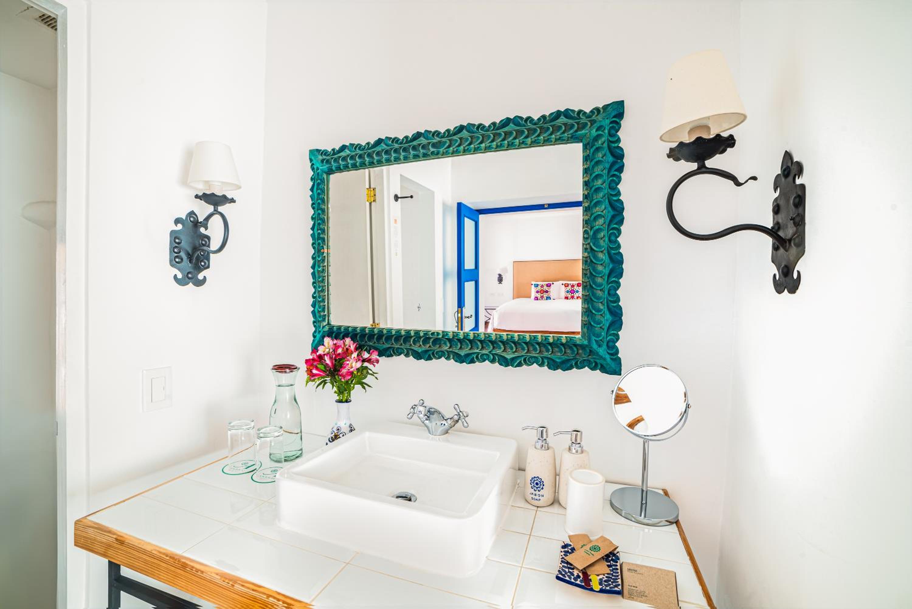 Deluxe Junior Suite photo 2