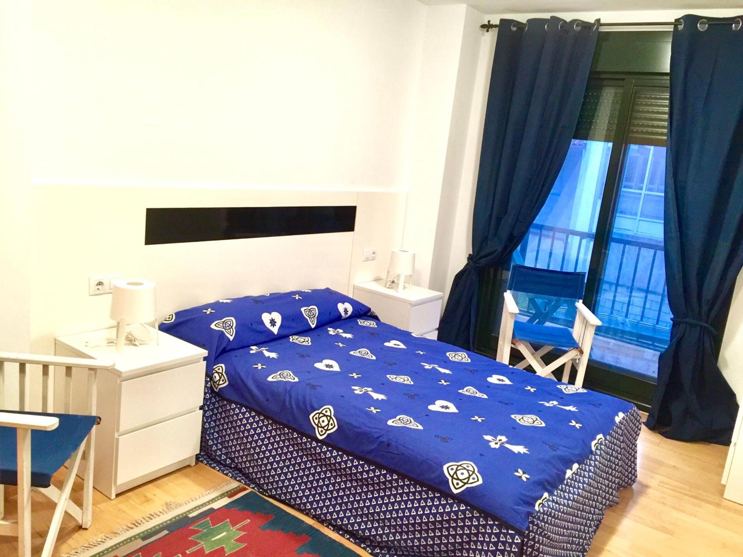 One-Bedroom Apartment photo 3